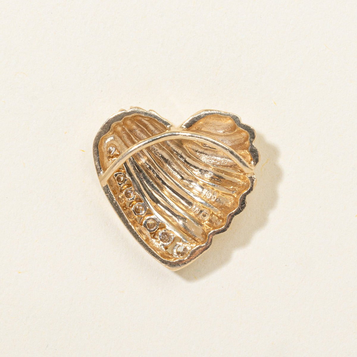14k Diamond Accented Grooved Puffed Heart Pendant | 0.26ctw