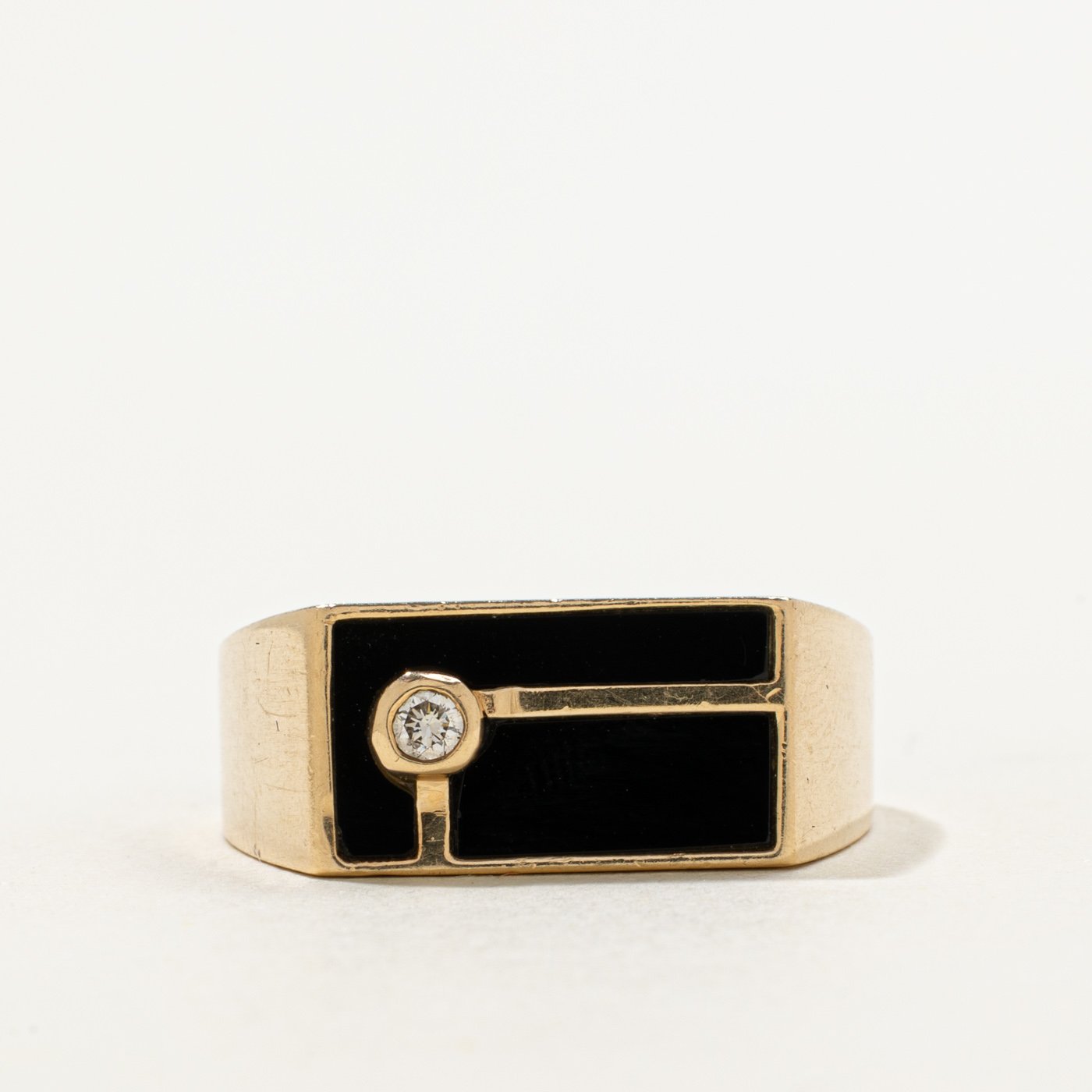 10K Ring with Diamond Accents with Slab Cut Onyx