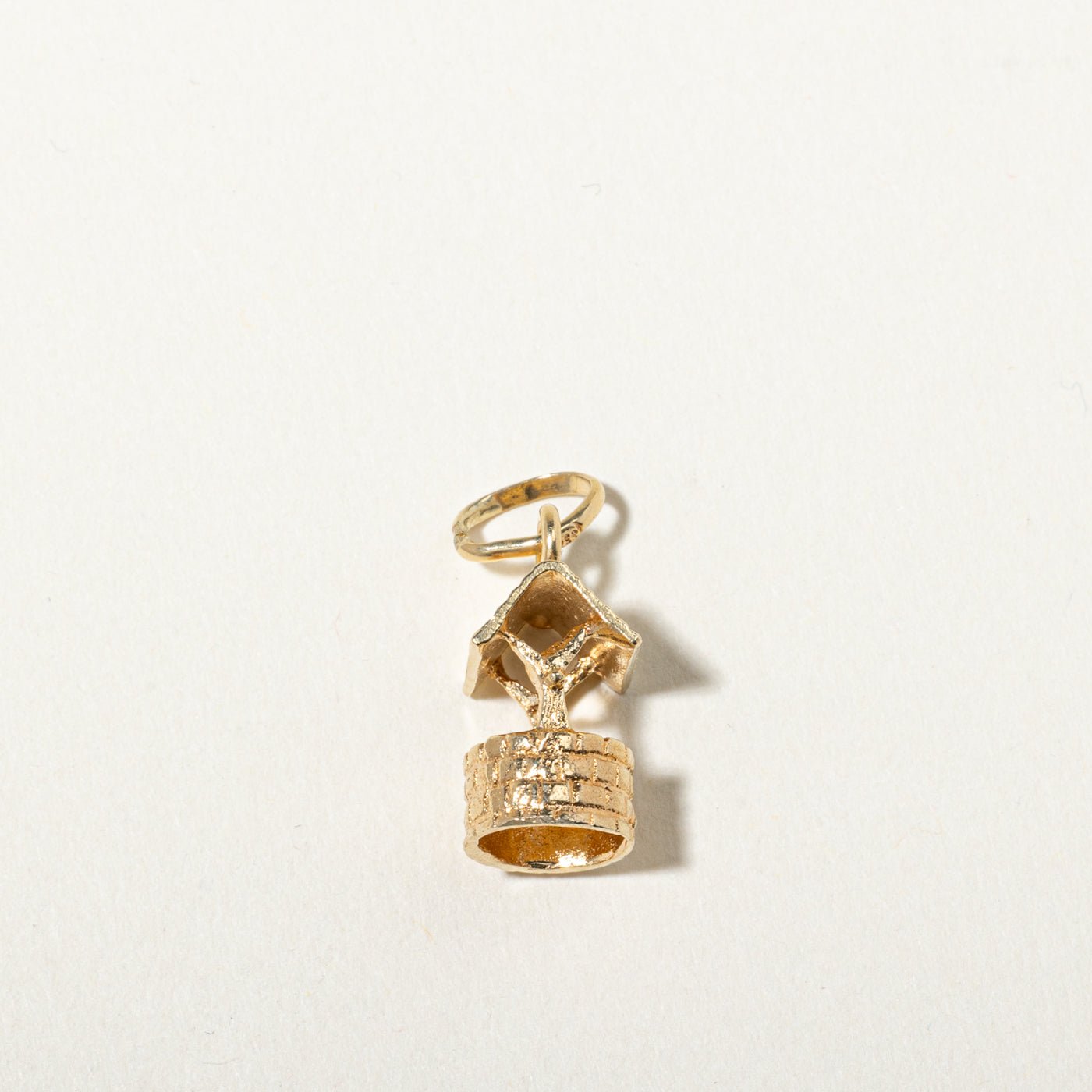 14k Yellow Gold Wishing Well Charm