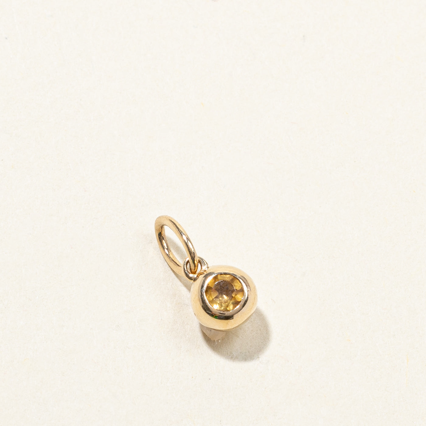 Citrine Charm | 0.06ct |