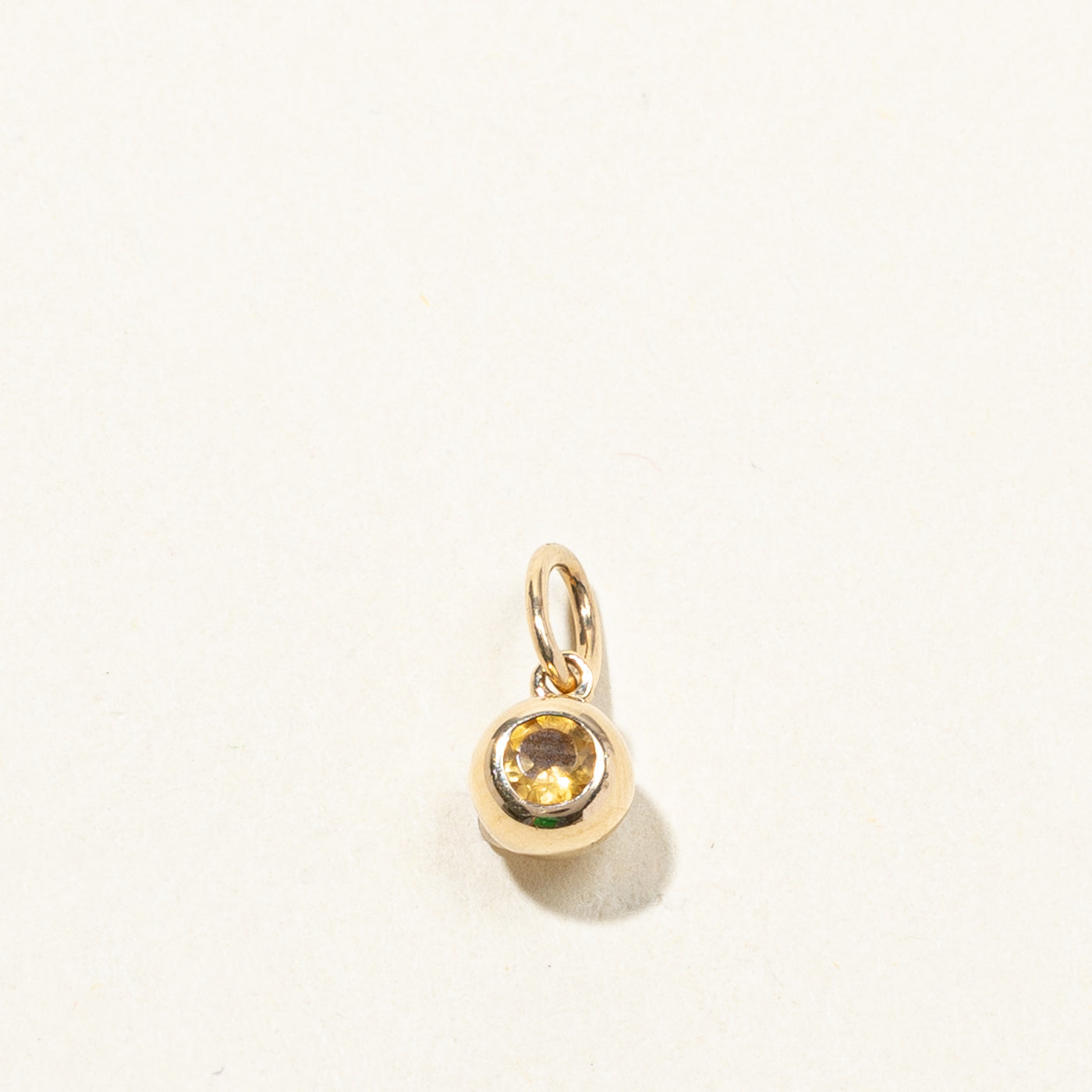 Citrine Charm | 0.06ct |