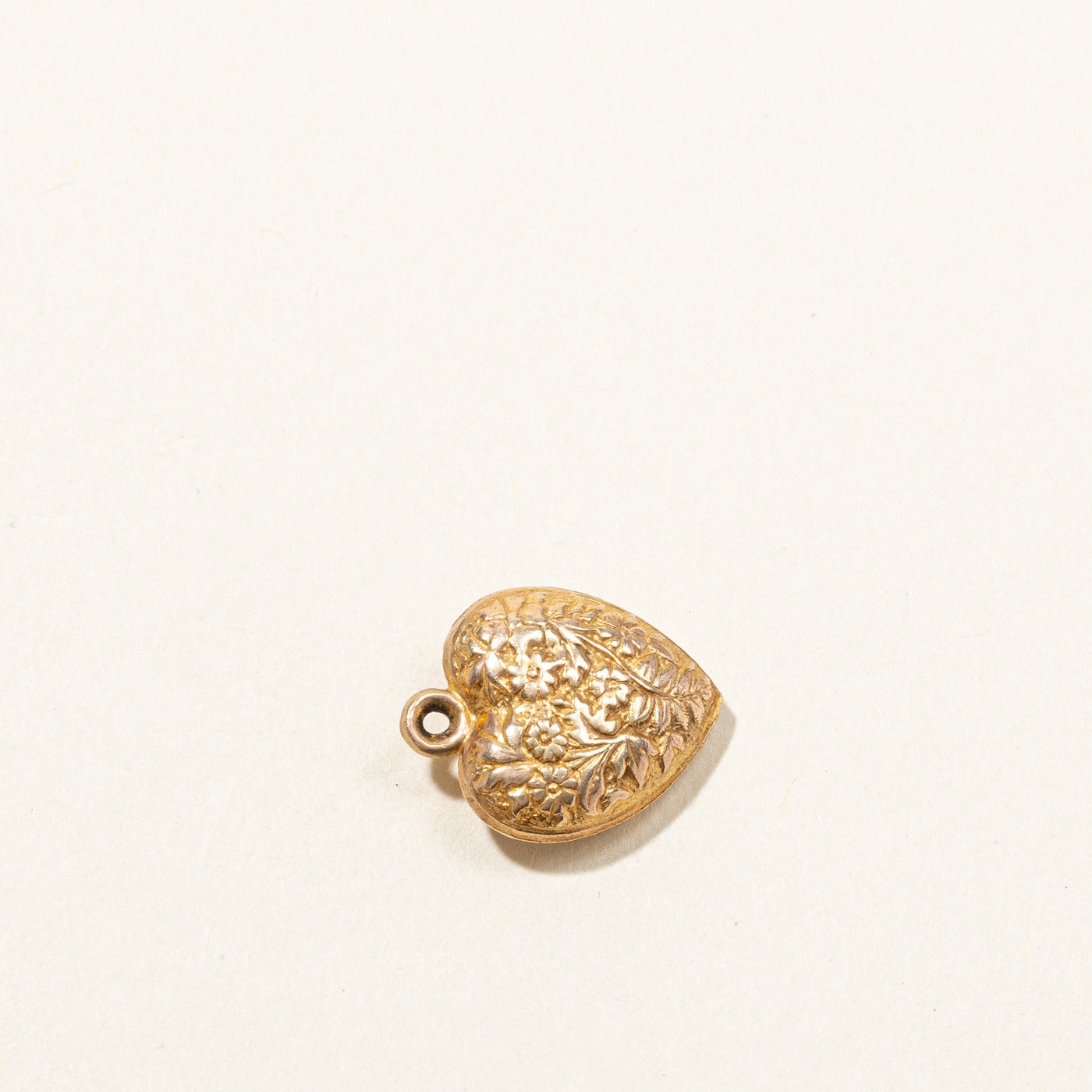 1967 London 9k Textured Heart Charm