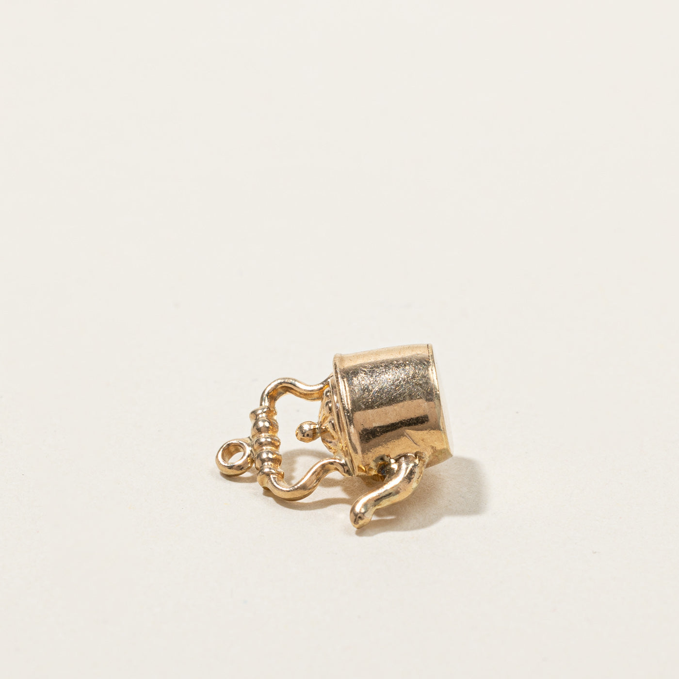 9k Gold Kettle Charm