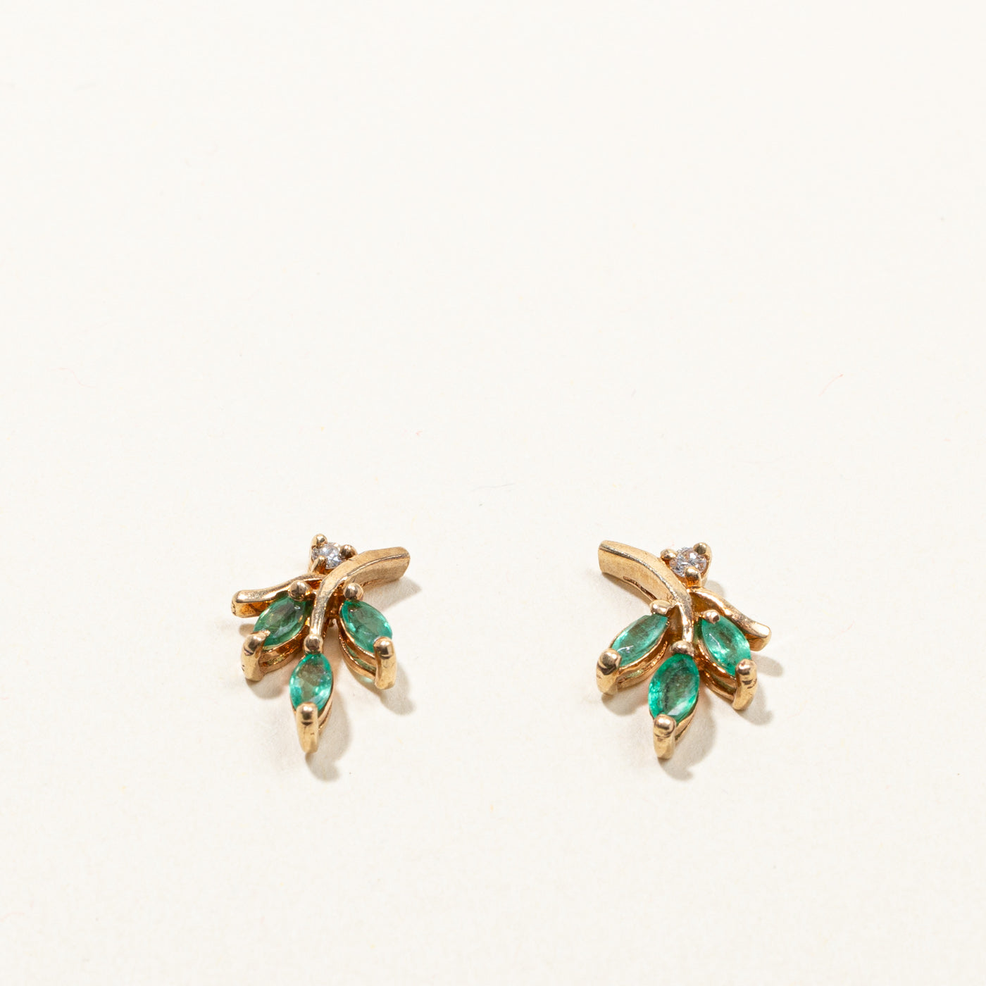 Emerald & Diamond Earrings | 0.20ctw | 0.04ctw |