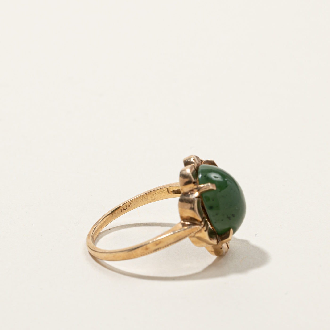 Nephrite Jade Gold Ring | 4.40ct | SZ 7 |