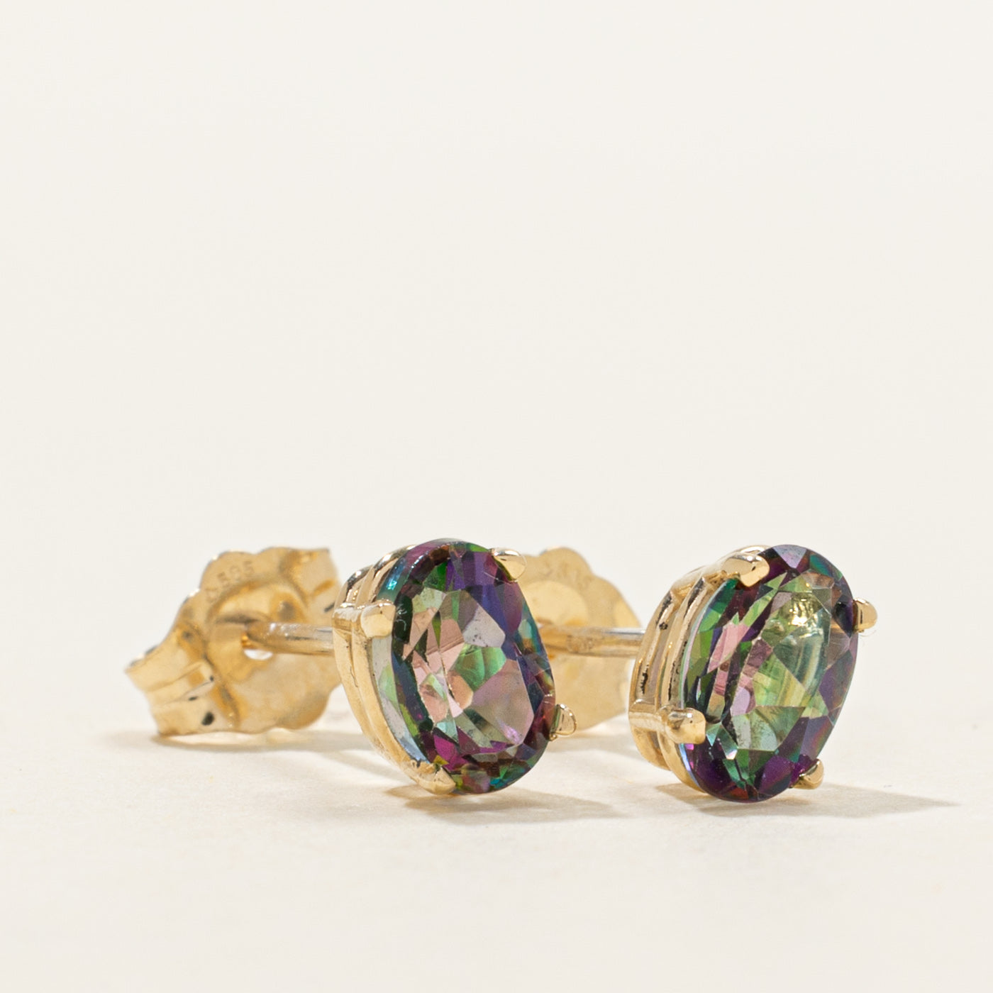 Boucles d'oreilles en or 14 carats BES-838