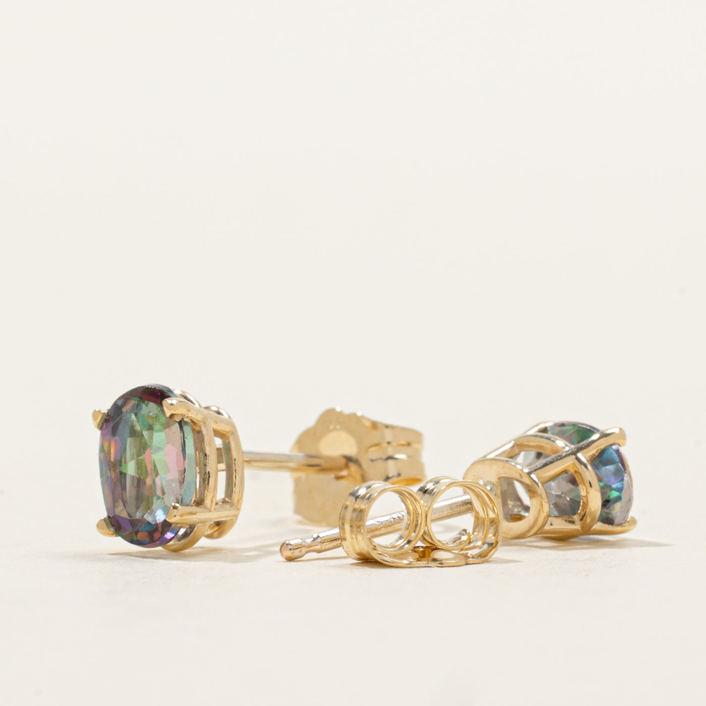 Boucles d'oreilles en or 14 carats BES-838