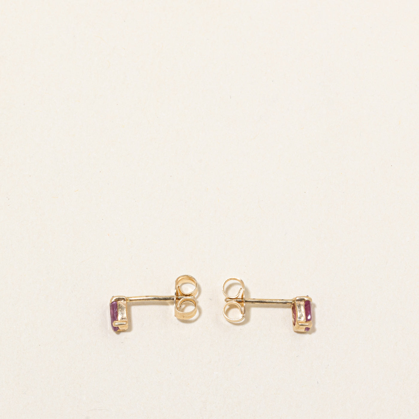 Boucles d'oreilles puces en rubis | 0,50 ct |