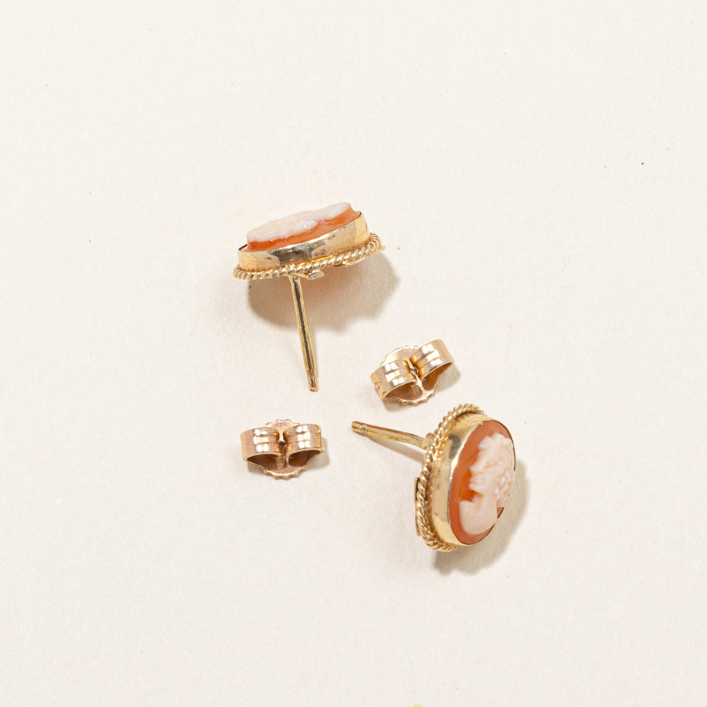 Cameo Shell Earrings | 3.00ctw |