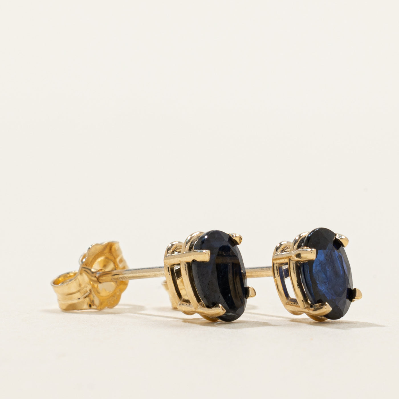 Boucles d'oreilles en or 14 carats BES-842