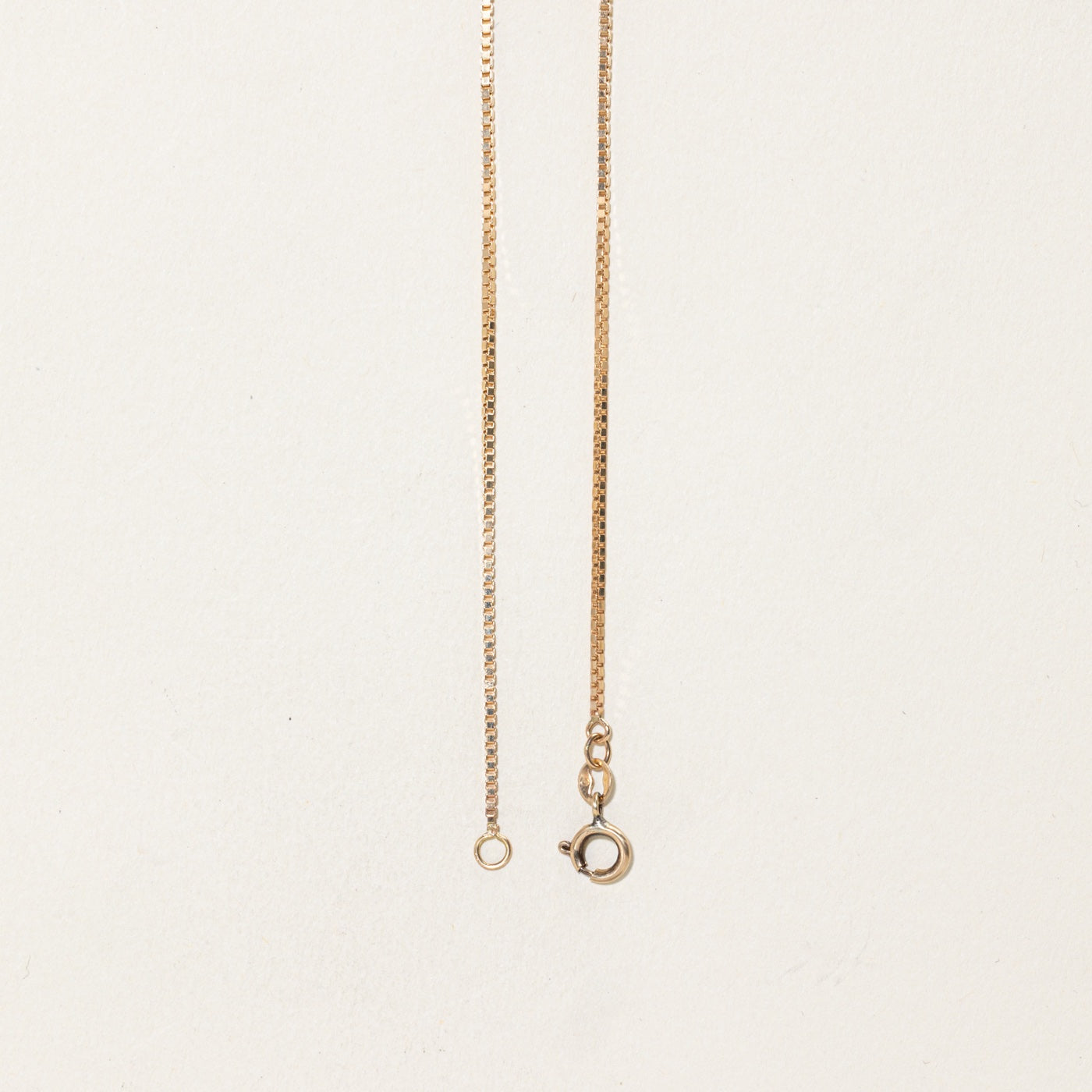 10k Five Stone Diamond “V” Pendant Necklace | 14"