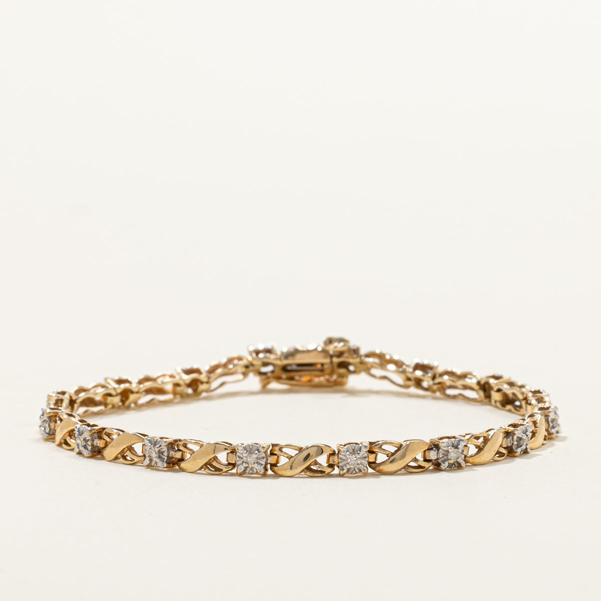 10k Illusion Set Diamond Infinity Link Bracelet | 7"