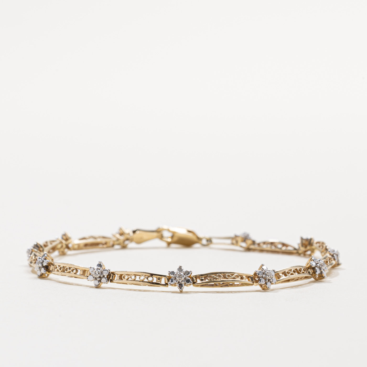 Diamond Floral Cluster Bracelet | 0.06ct | 7"