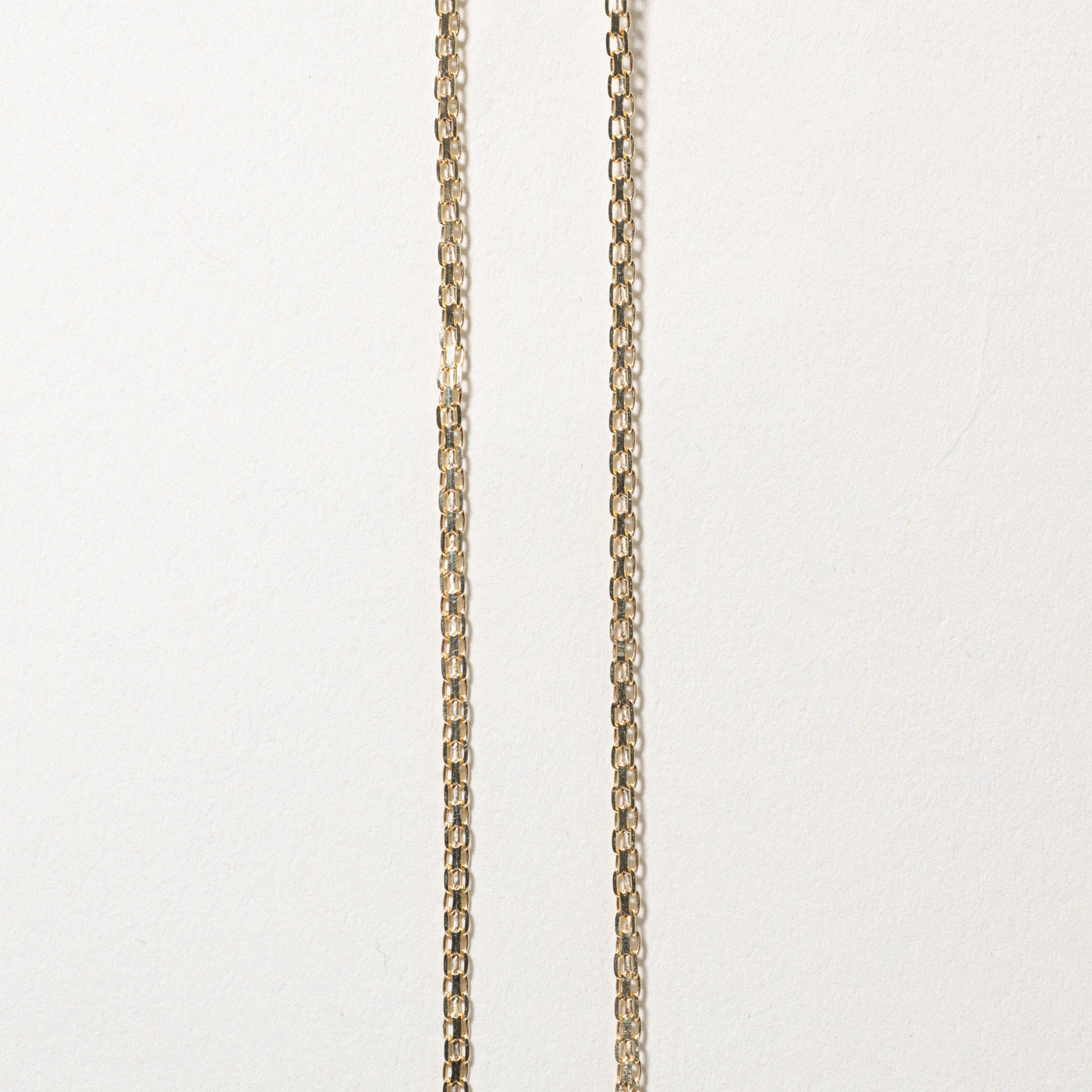 Collier rubis et diamants | 0,78 ct, 0,06 ct au total | 43 cm