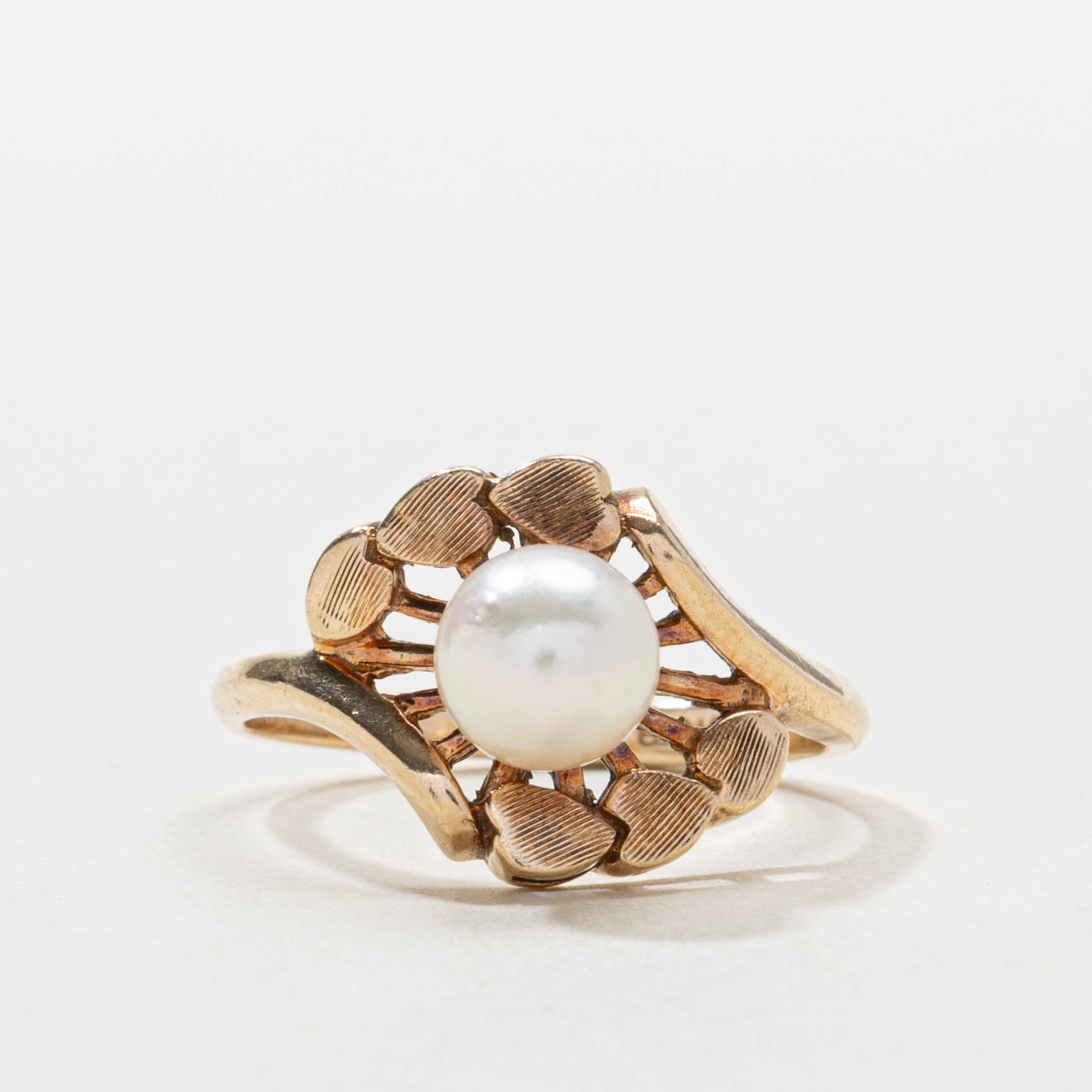 10k Pearl Openwork Floral Ring | SZ 5.5