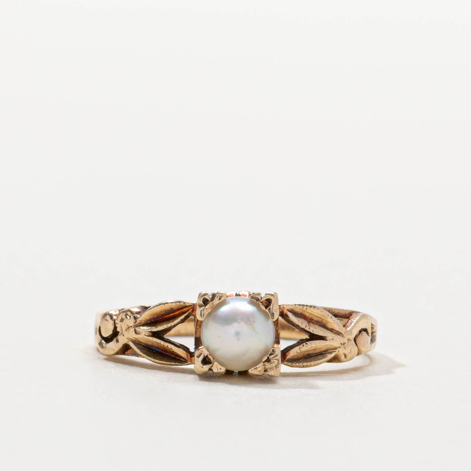 10k Pearl Ornate Detailed Ring | SZ 4.75