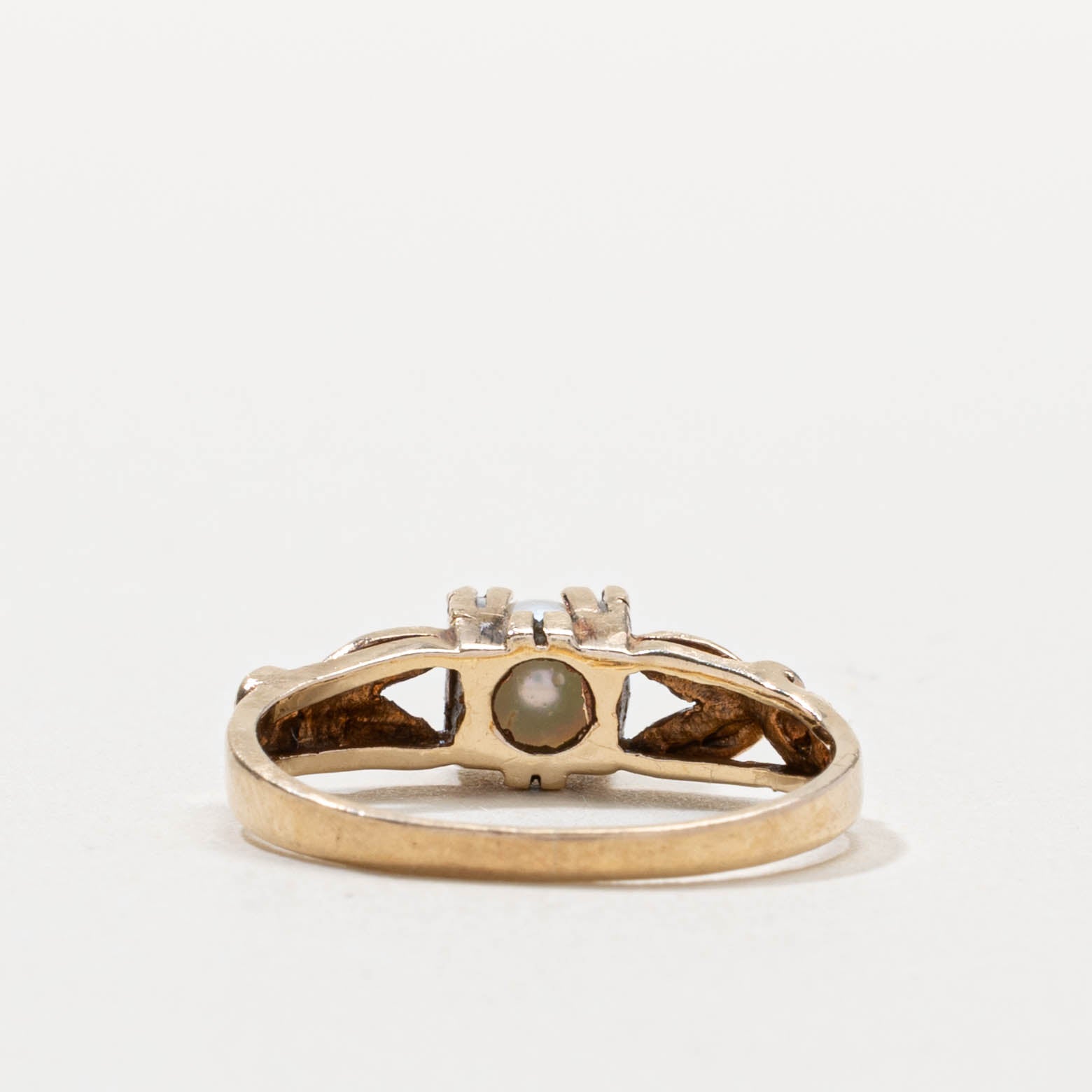 10k Pearl Ornate Detailed Ring | SZ 4.75