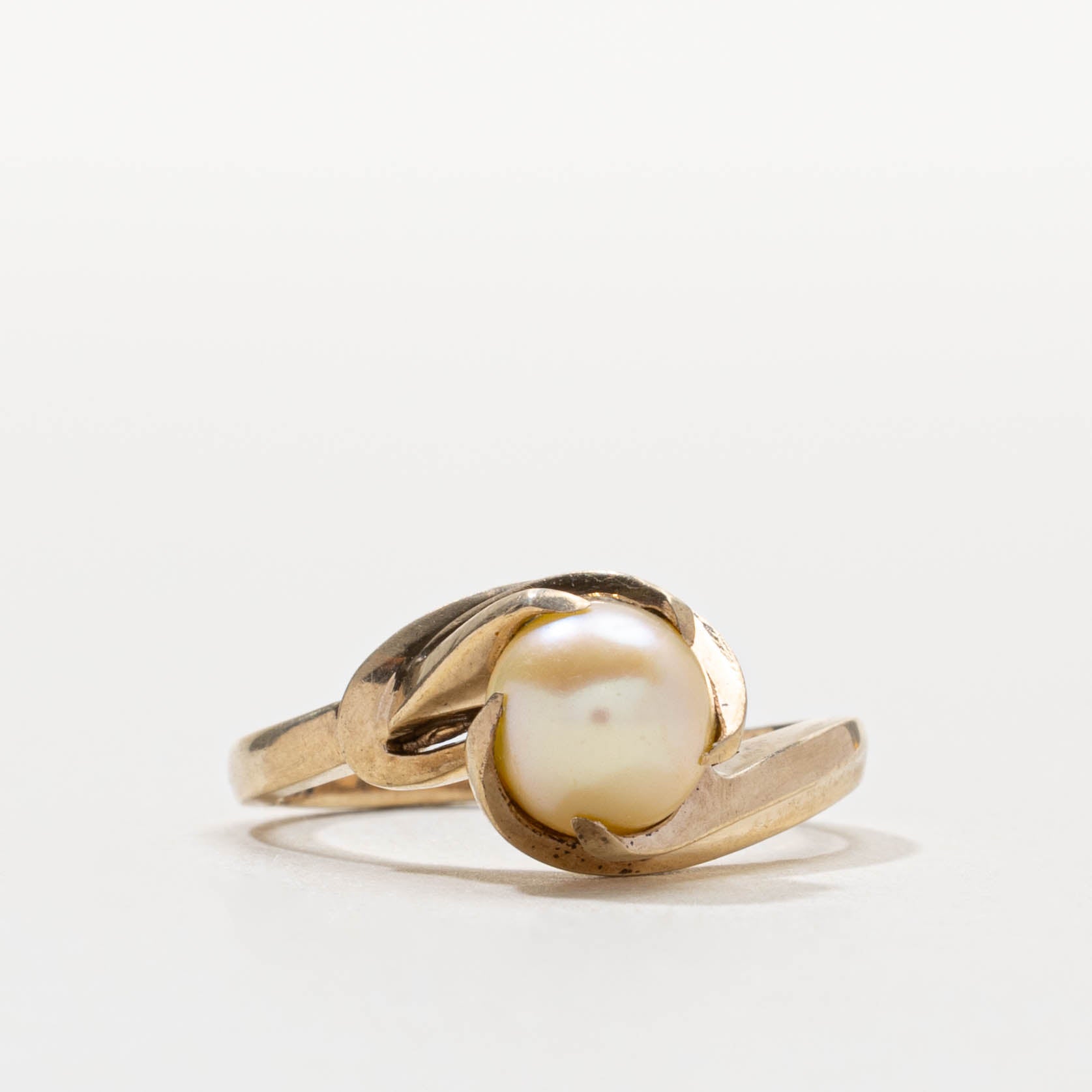 10k Yellow Pearl Bypass Ring | SZ 5.5