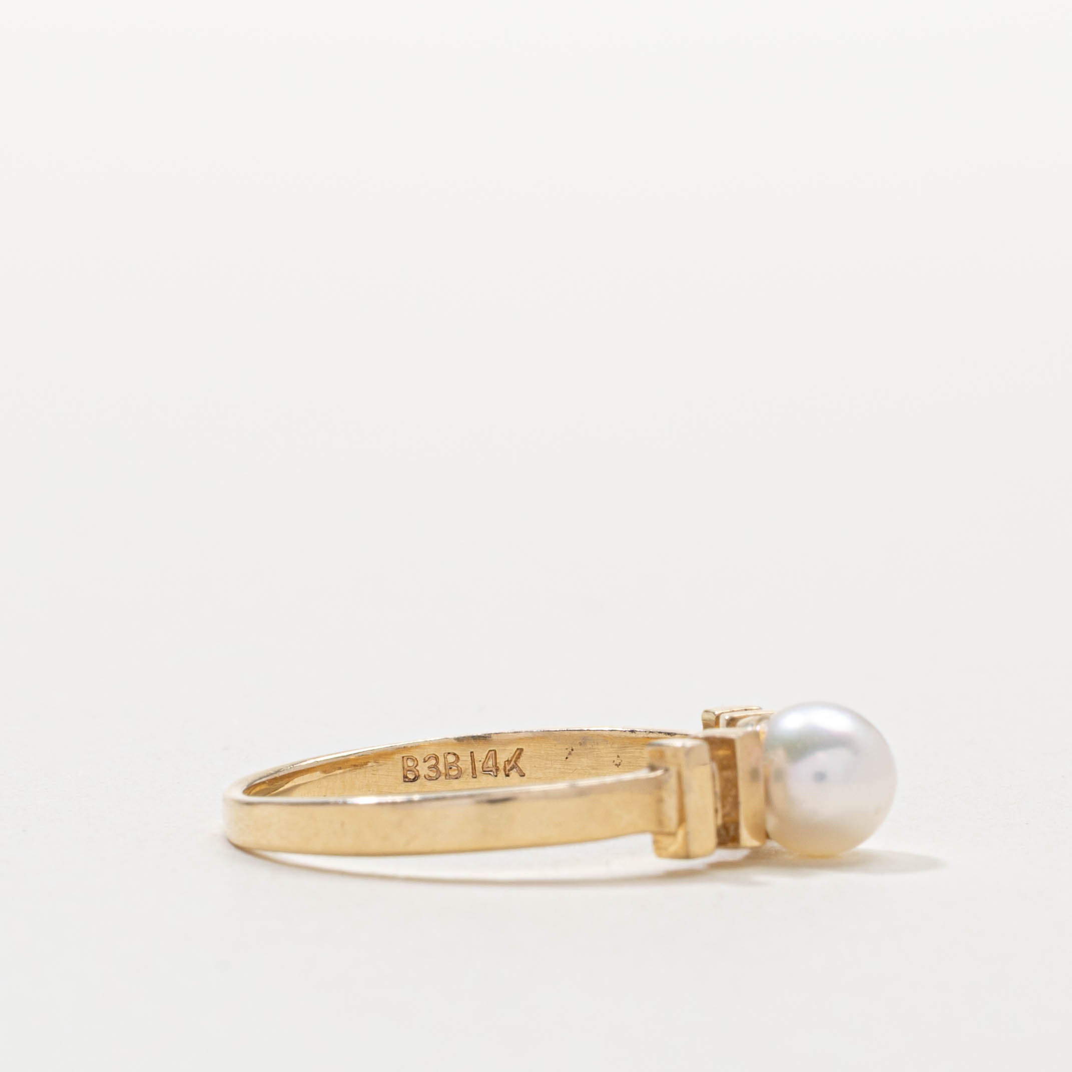 14k Pearl Geometric Ring | SZ 7
