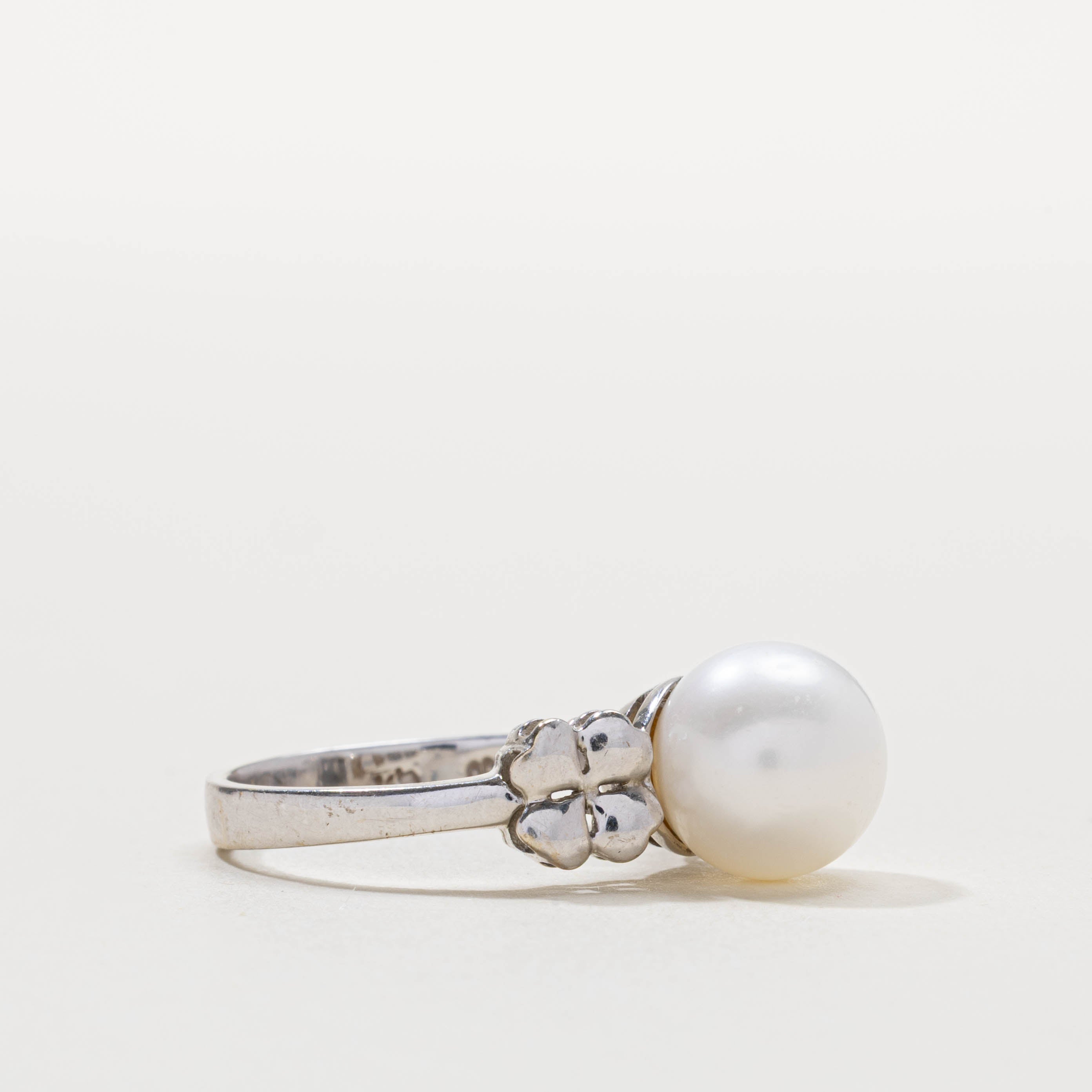 18k Pearl Floral Design Ring | SZ 8.75