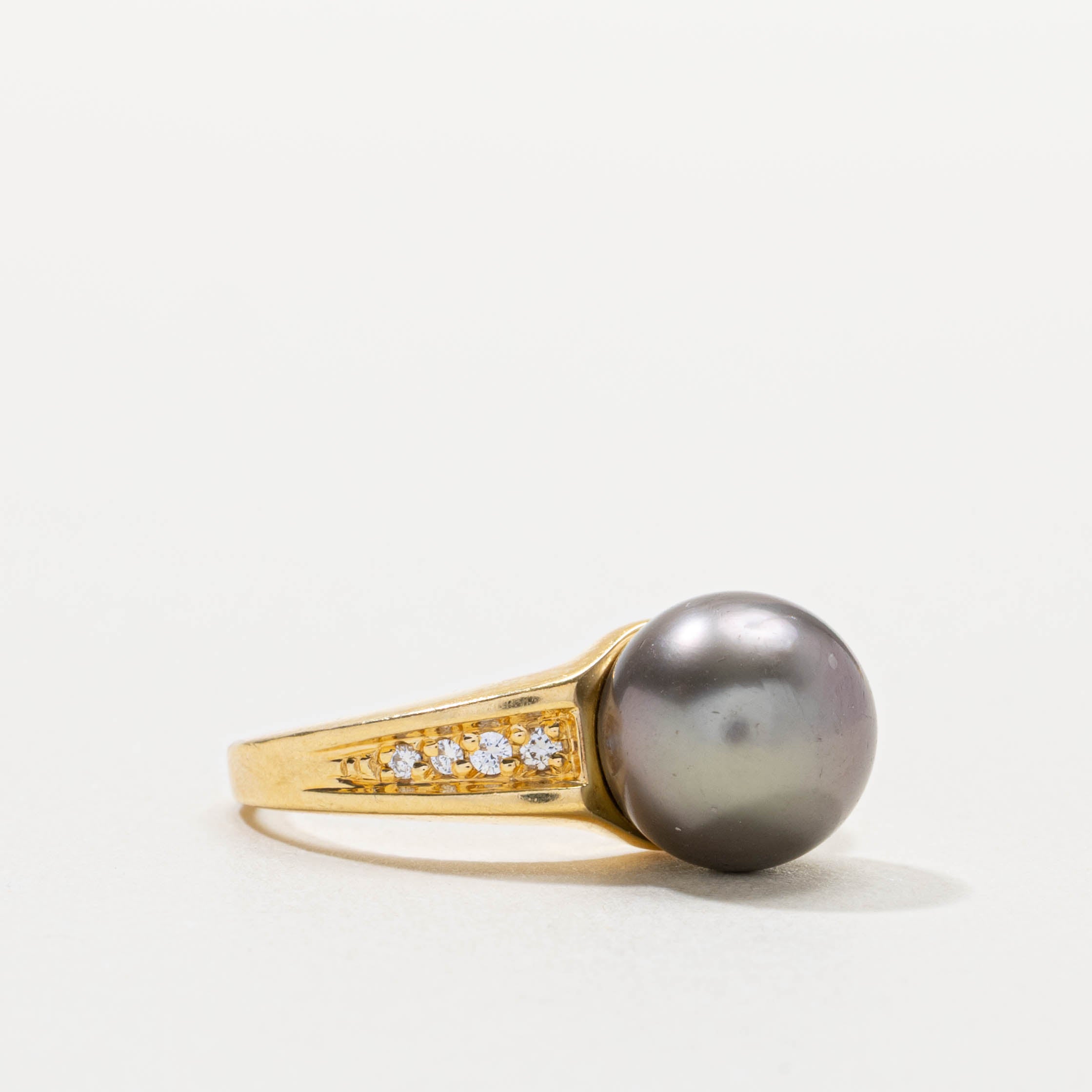 18k Black Pearl & Diamond Accented Ring | SZ 6.5