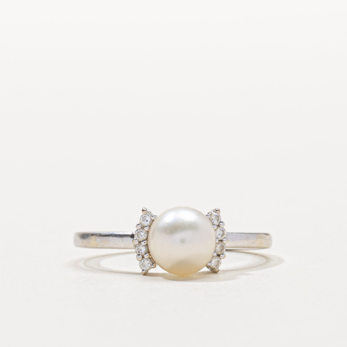 14k Pearl & Diamond Bow Ring | SZ 6.75
