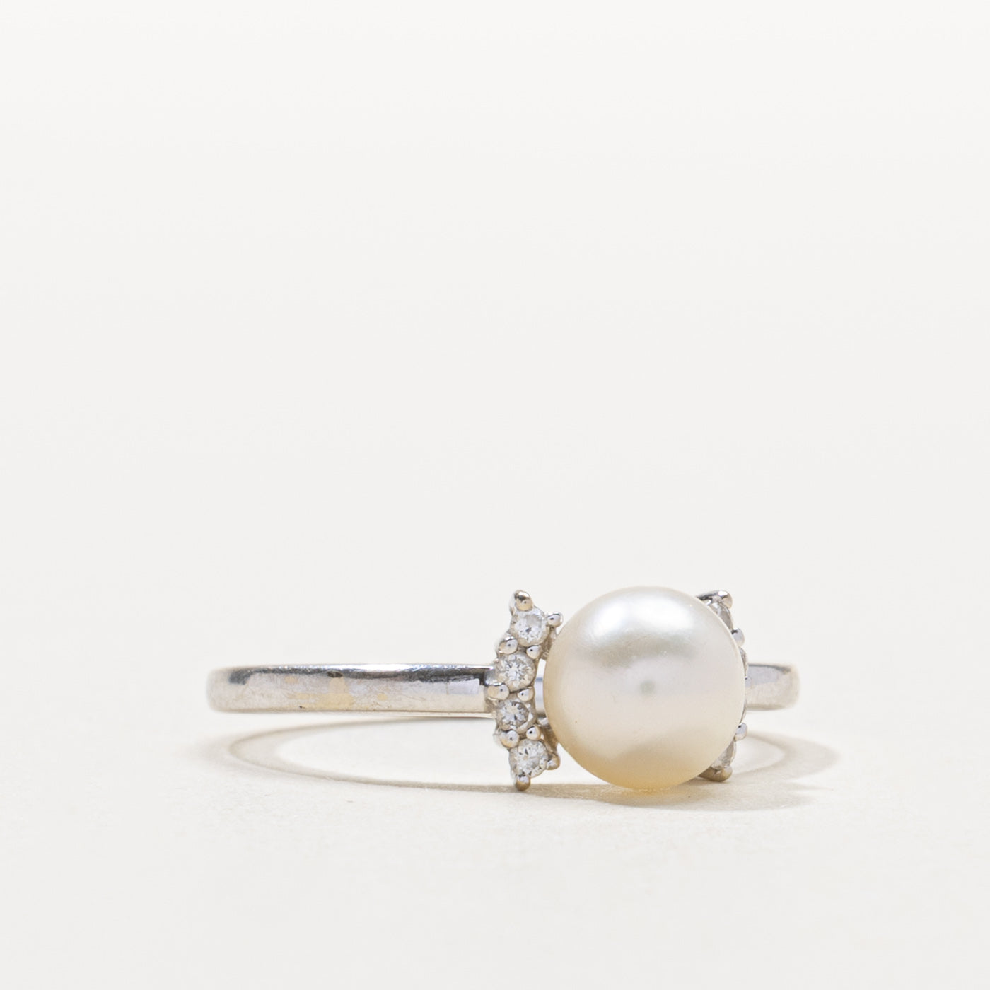 14k Pearl & Diamond Bow Ring | SZ 6.75