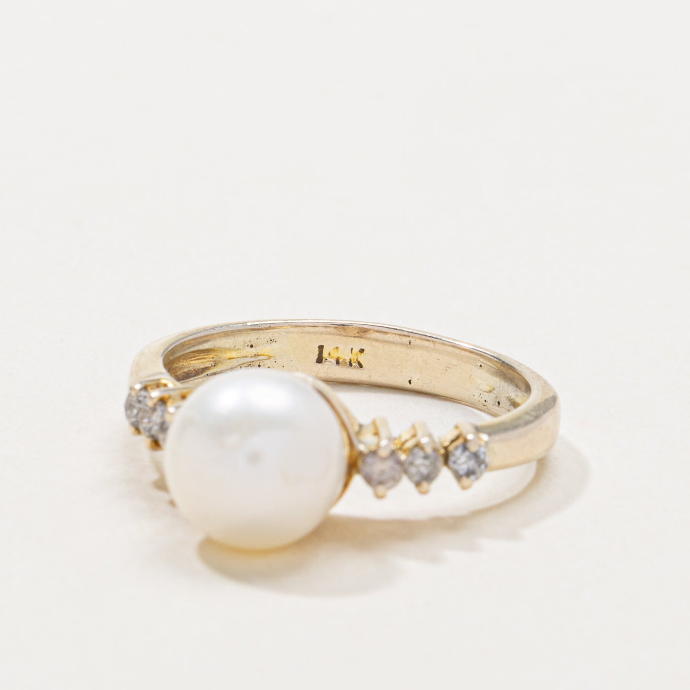 14k Pearl & Diamond Accented Ring | SZ 7.5