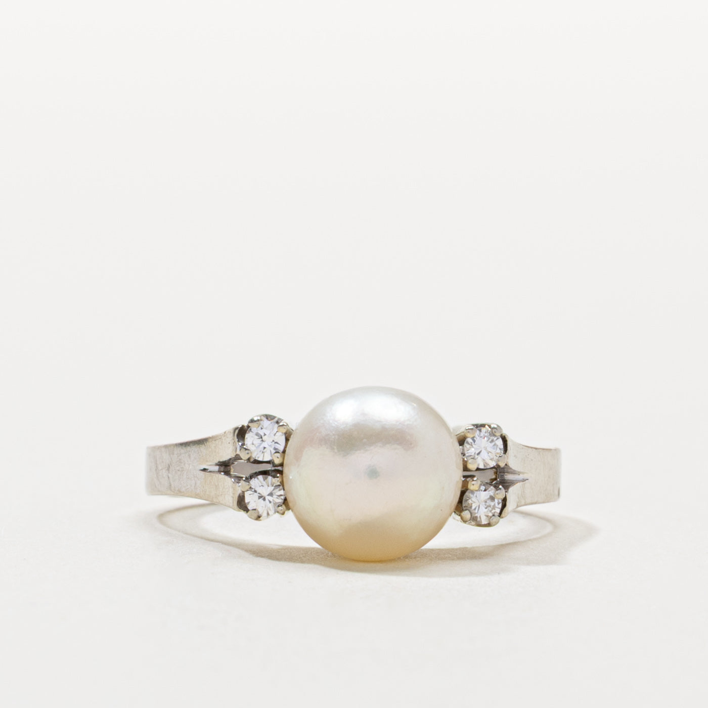 14k Pearl & Diamond Accented Ring | SZ 7.5