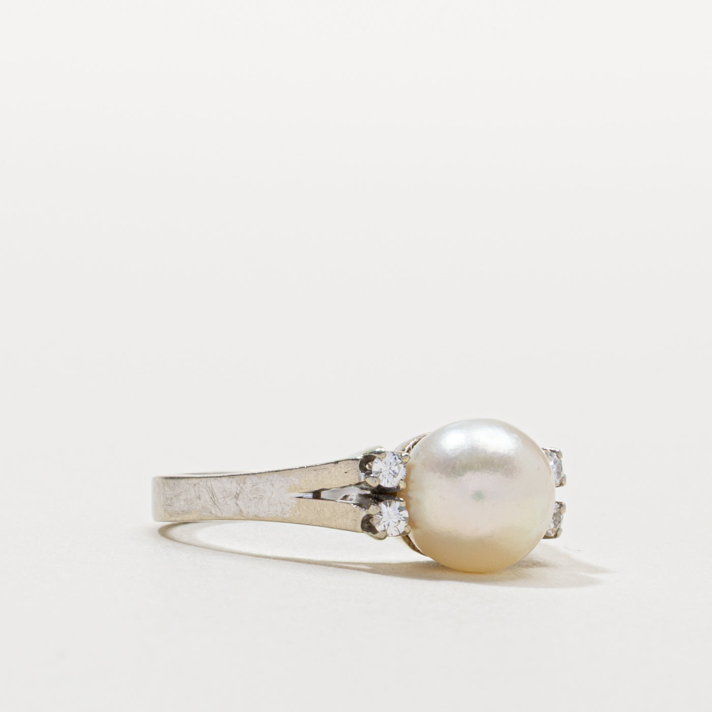 14k Pearl & Diamond Accented Ring | SZ 7.5