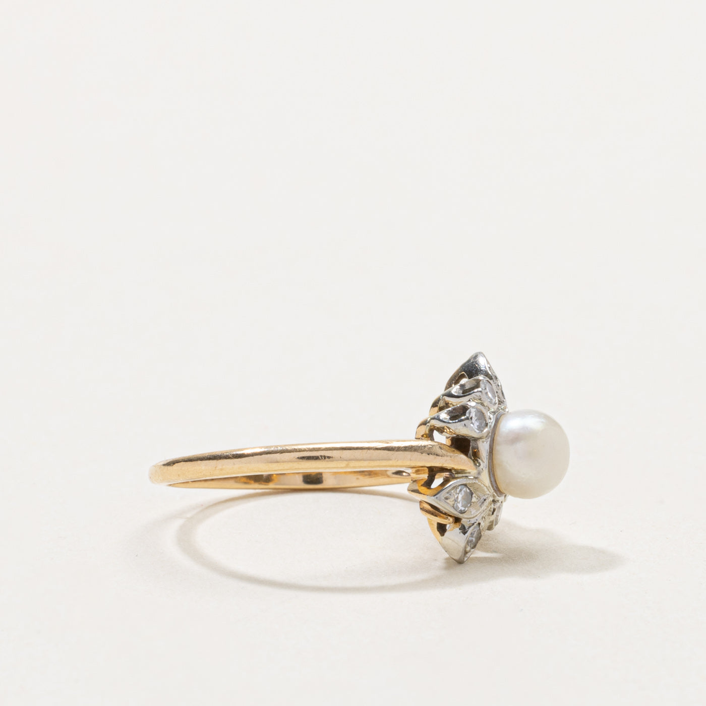 14k Pearl & Diamond Floral Cluster Ring | SZ 5.75