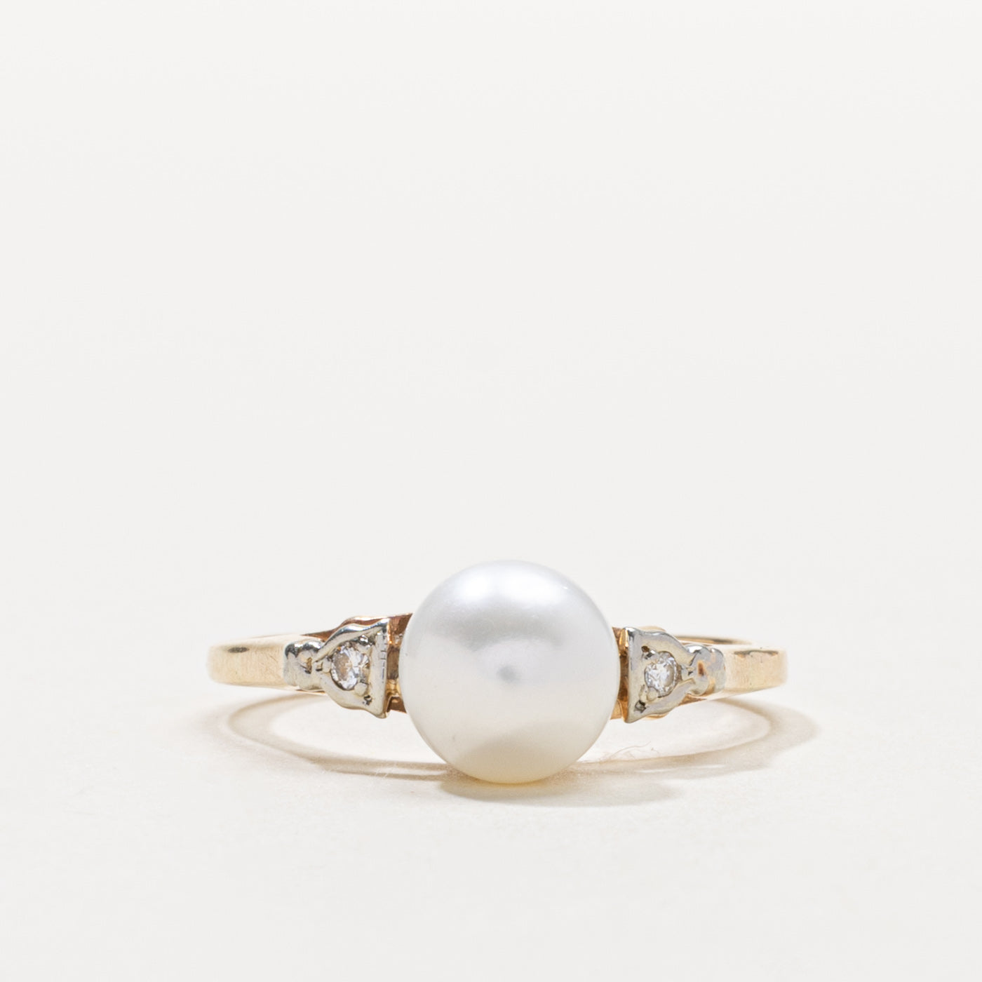 10k Pearl & Diamond Textured Ring | SZ 7.75