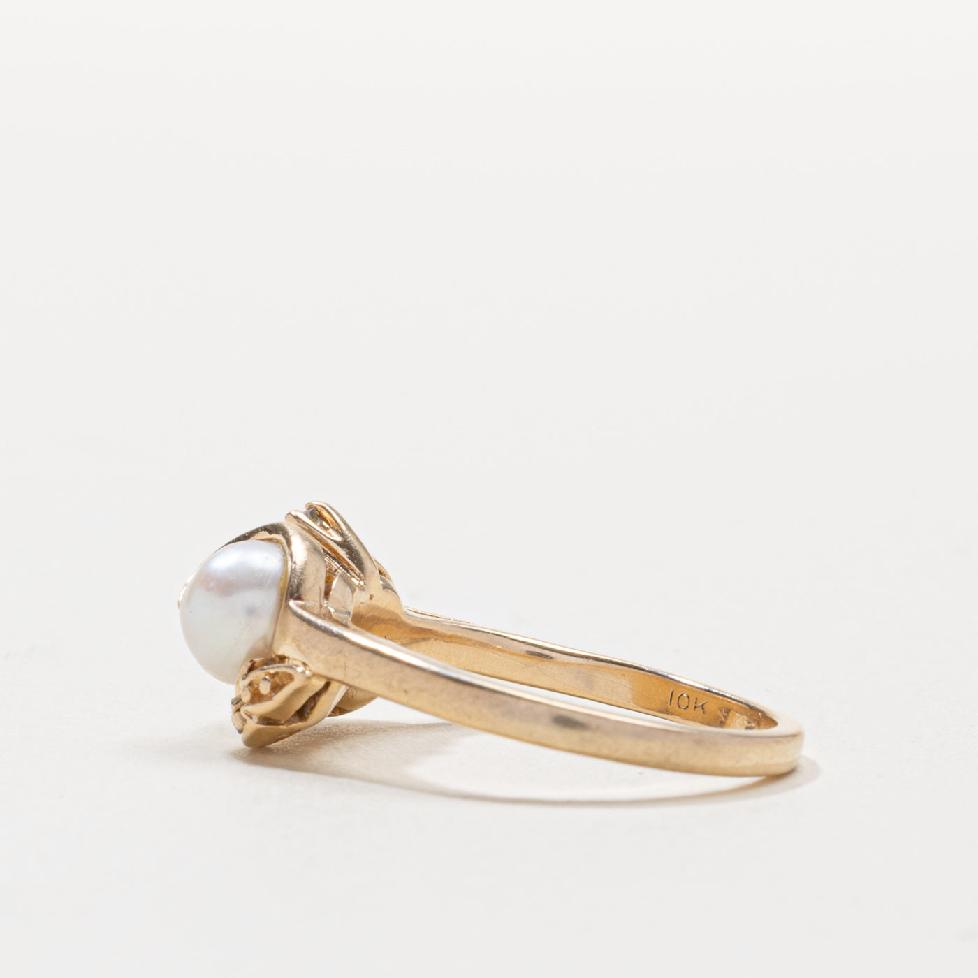 10k Two Stone Pearl & Diamond Accented Ring | SZ 6.5