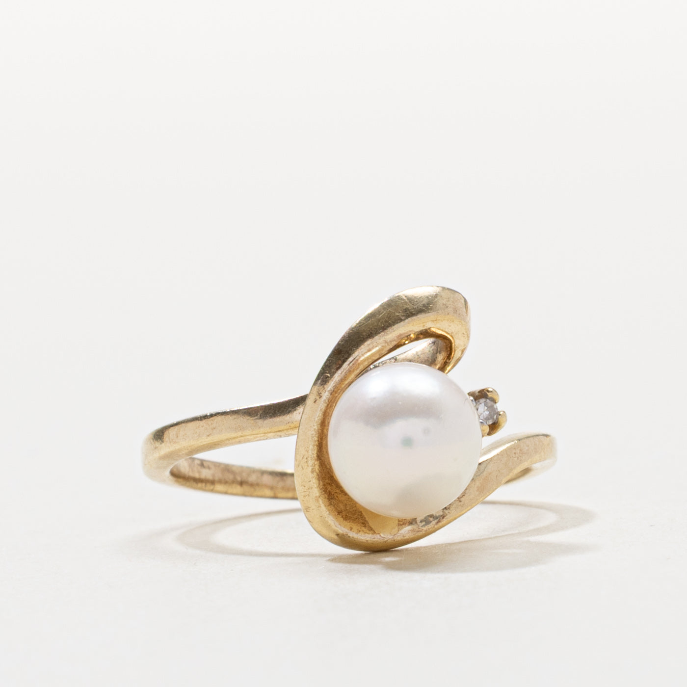 10k Pearl & Diamond Abstract Ring | SZ 6.5