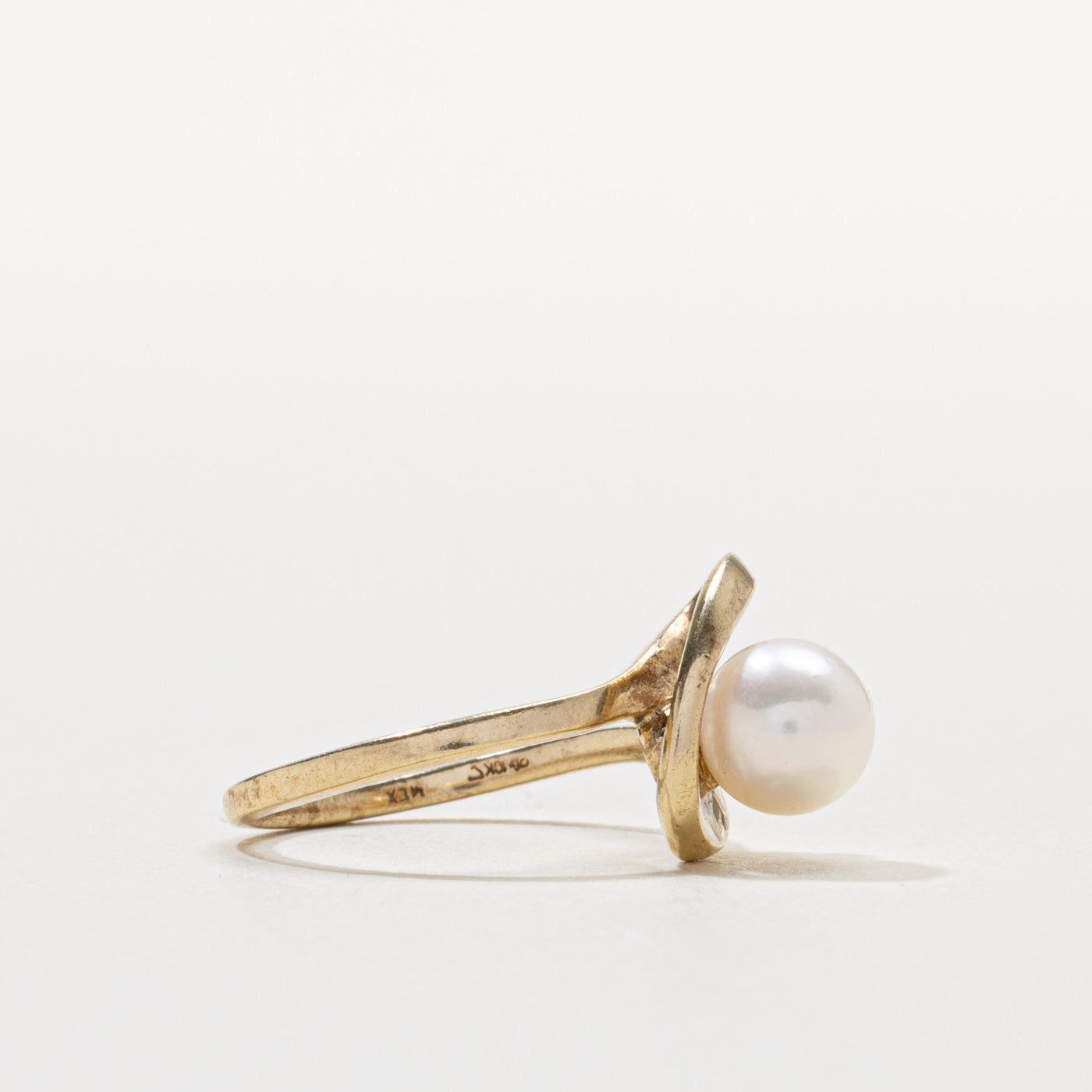 10k Pearl & Diamond Abstract Ring | SZ 6.5