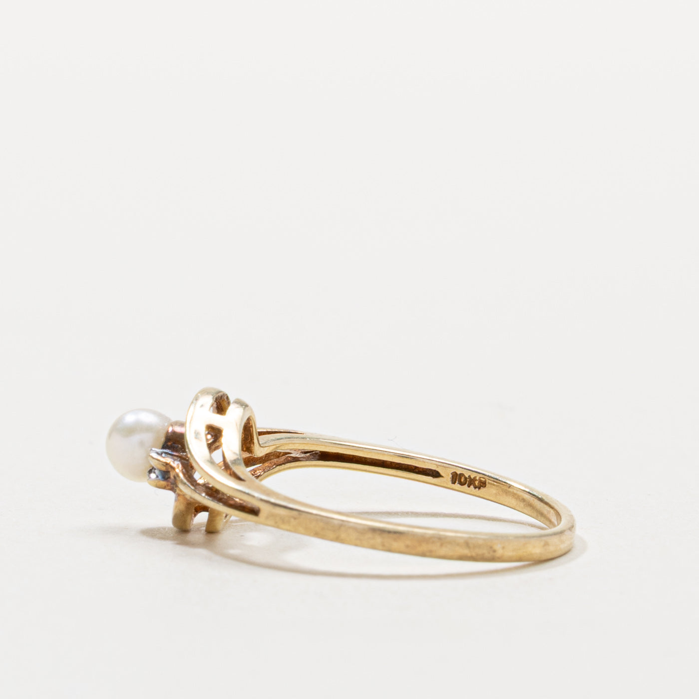 10k Pearl & Diamond Abstract Bypass Ring | SZ 6.25