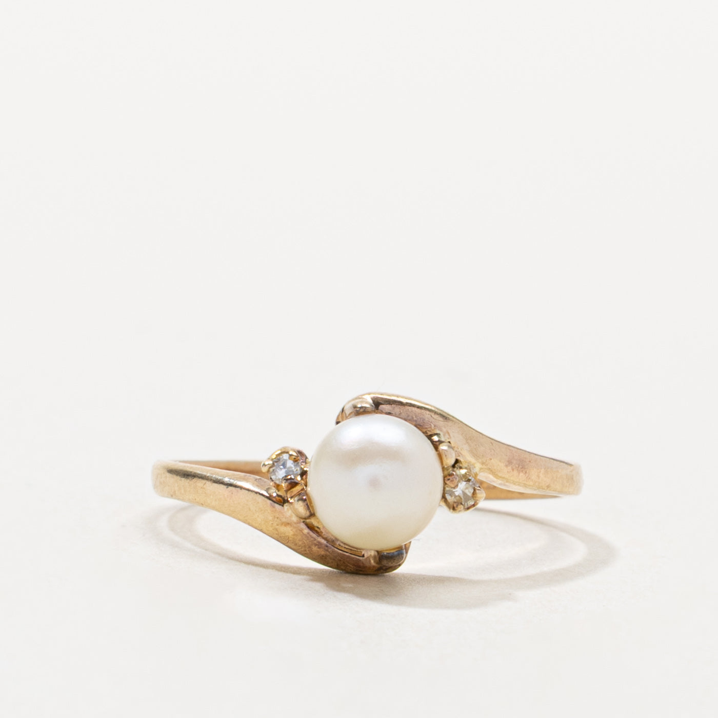 10k Pearl & Diamond Bypass Ring | SZ 5