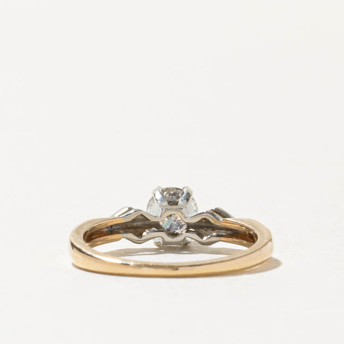 14k Two Tone Solitaire Diamond Geometric Ring | 0.39ct VS2 I | SZ 4.5