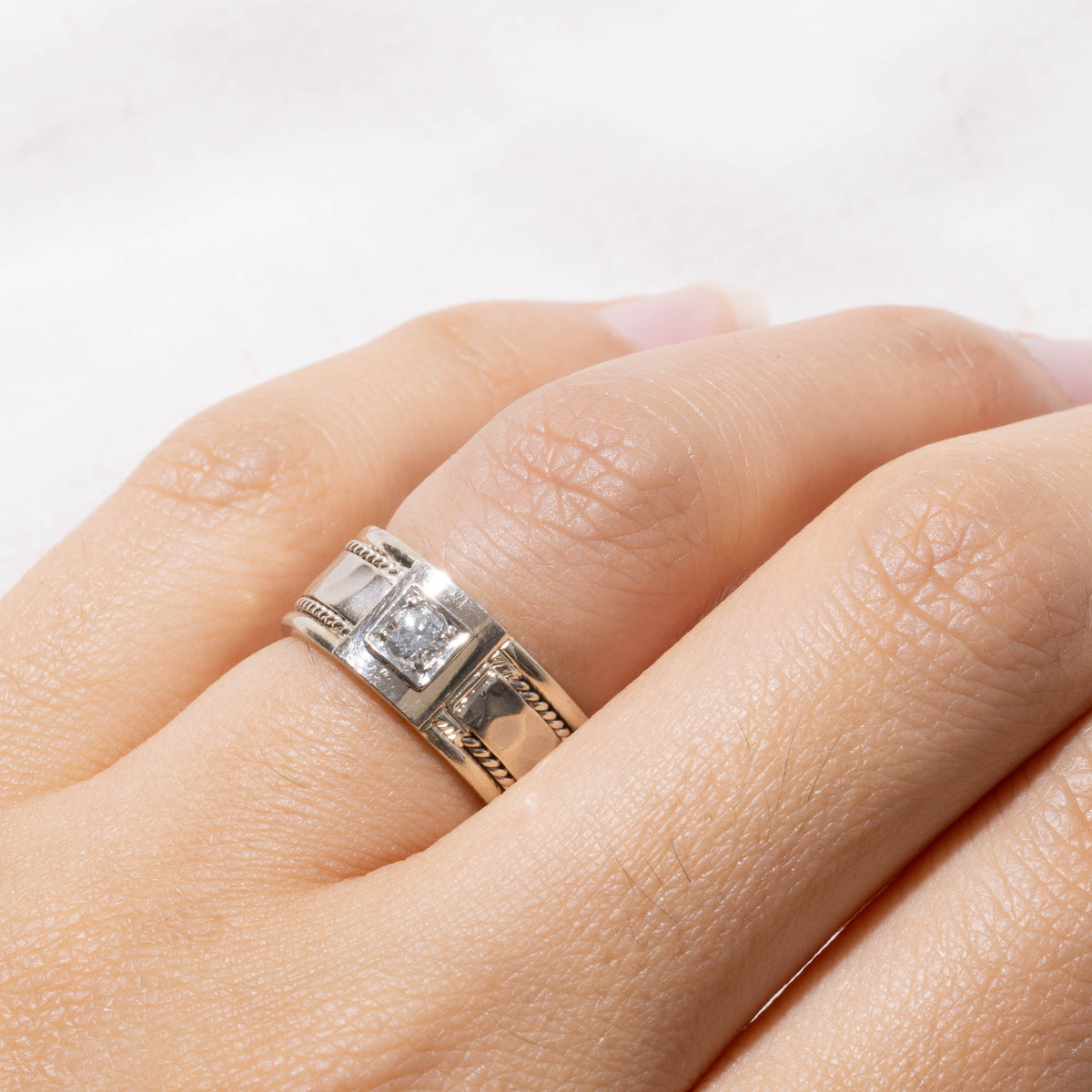 14k Solitaire Diamond Rope Band | 0.12ct | 7.80mm | SZ 5