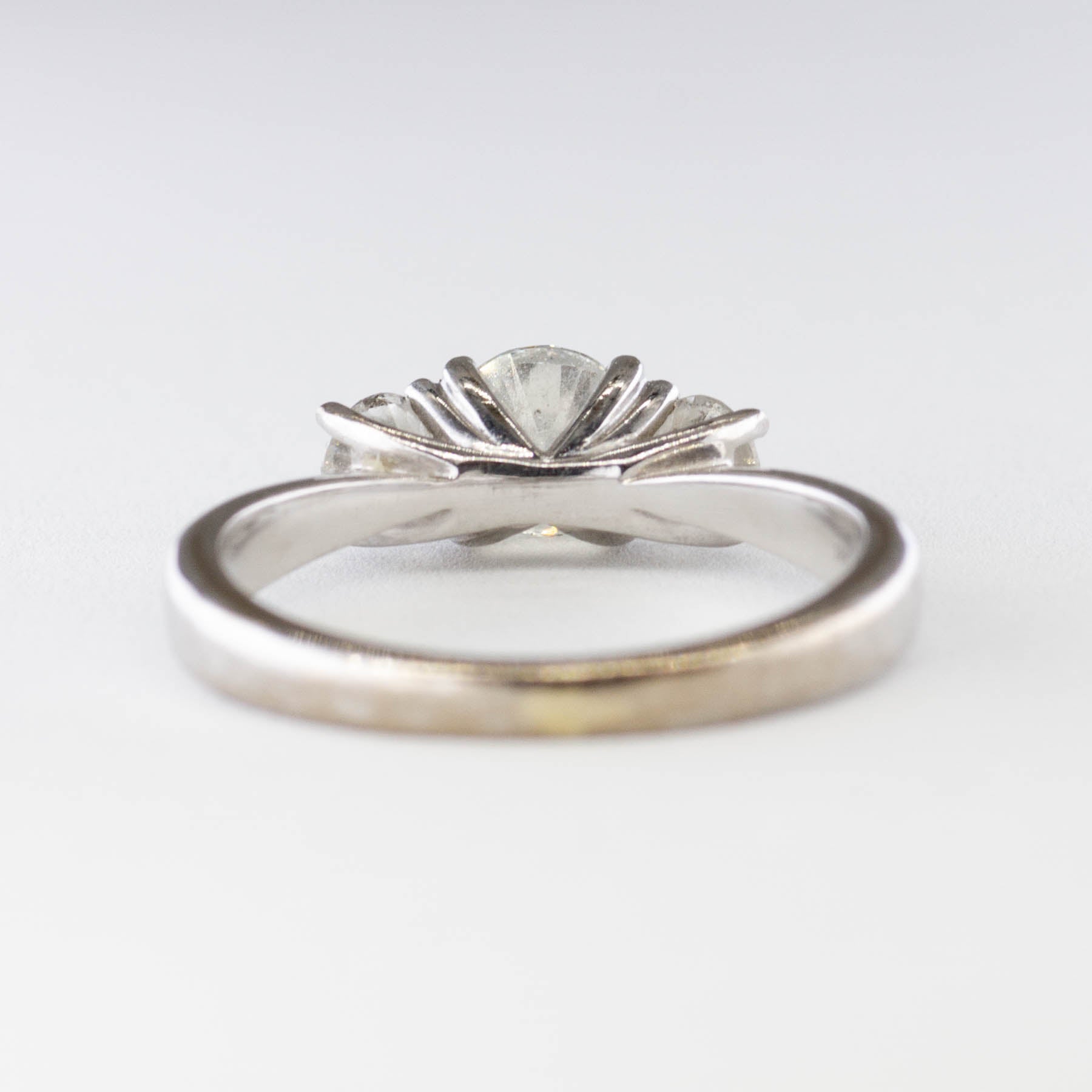 'Michael Hill' Diamond Three Stone Engagement Ring | 1.00ctw | SZ 6 | - 100 Ways