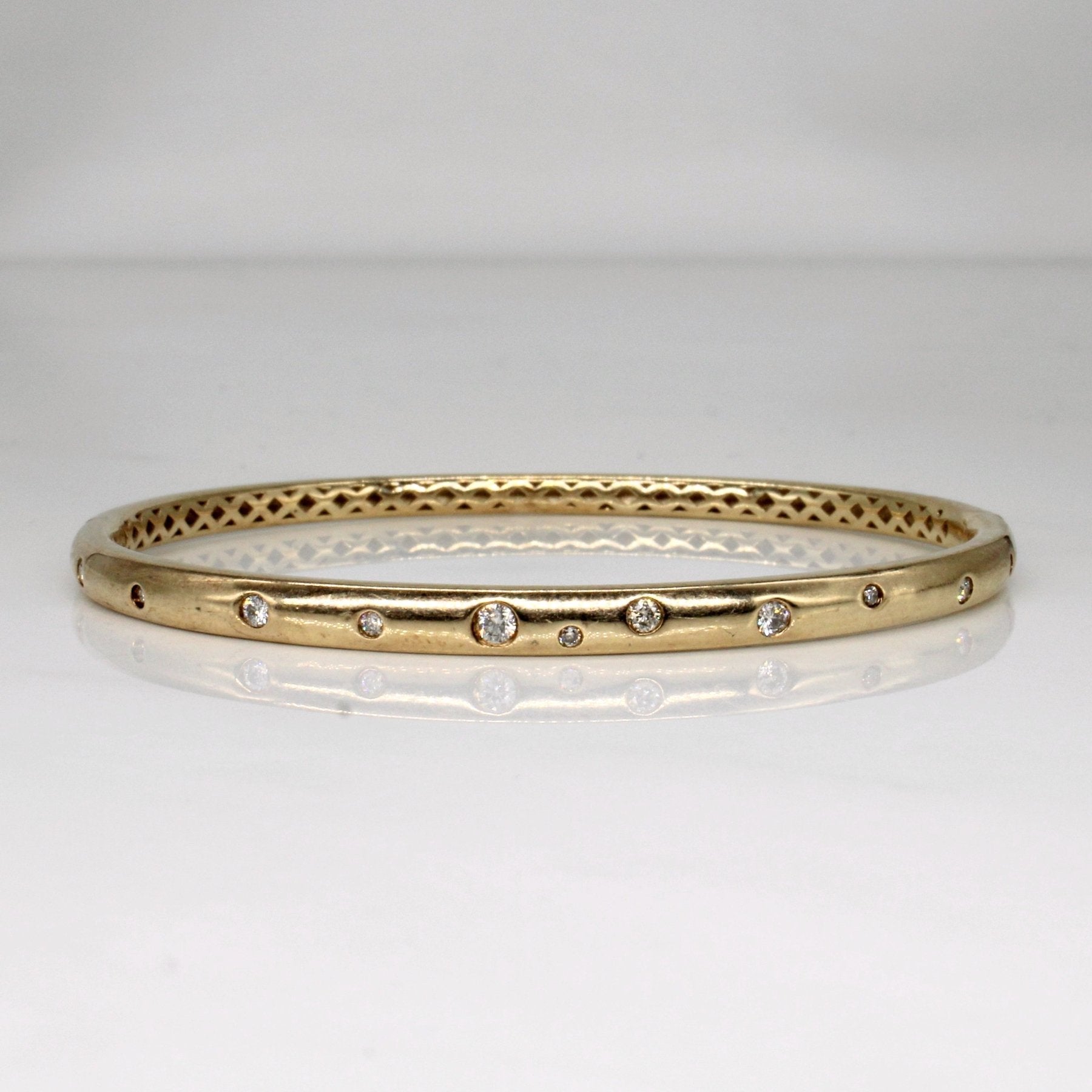 'Michael Hill' Flush Set Diamond Bangle | 0.25ctw | 7.5" | - 100 Ways