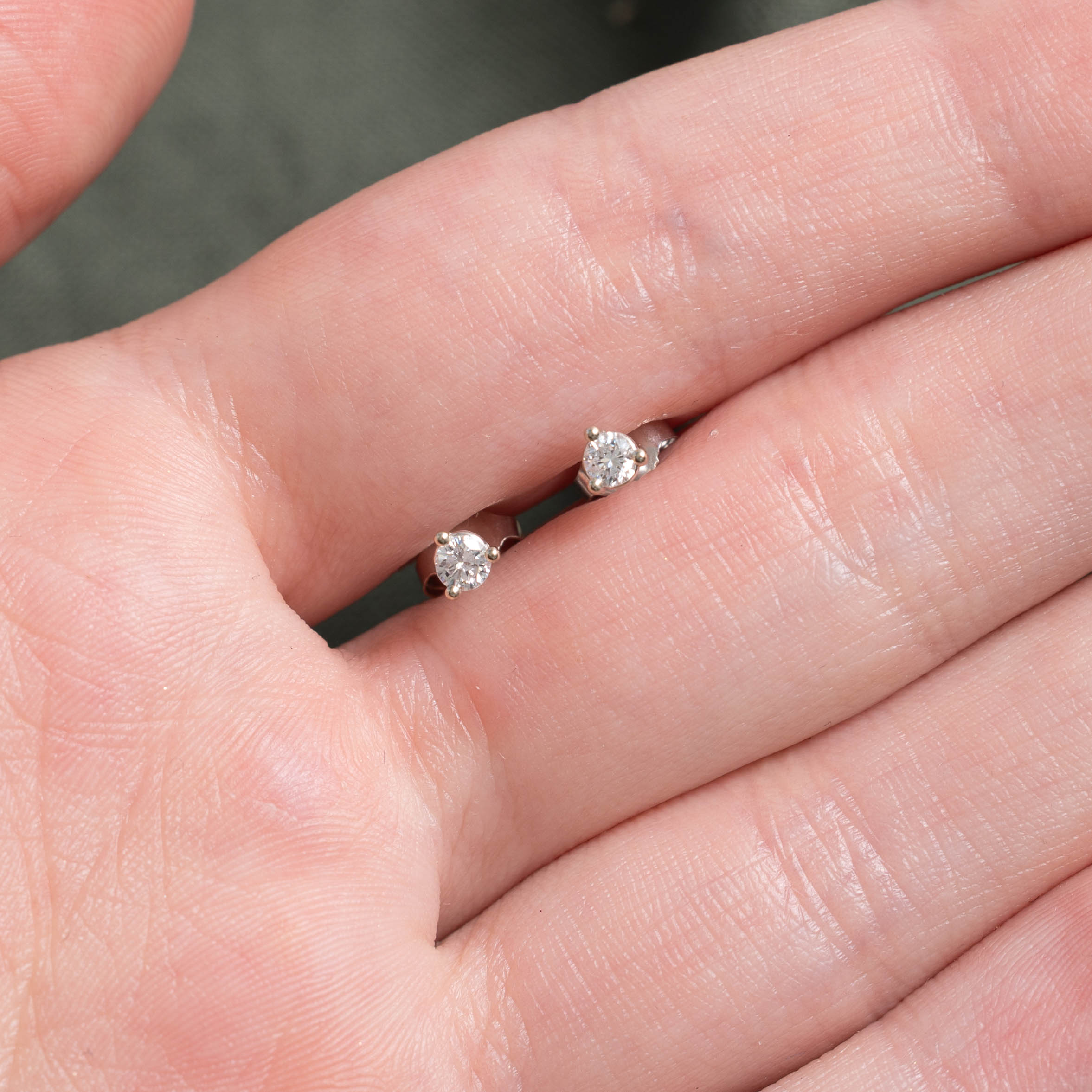 14k White Gold Diamond Studs | 0.16ctw
