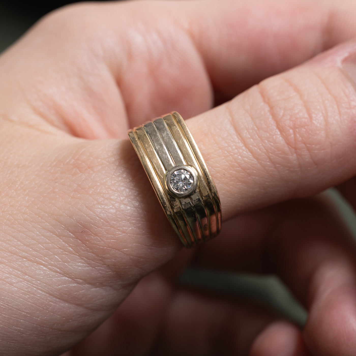 Bezel Set Diamond Grooved Soft Square Band | 0.2ct | SZ 9.0 |