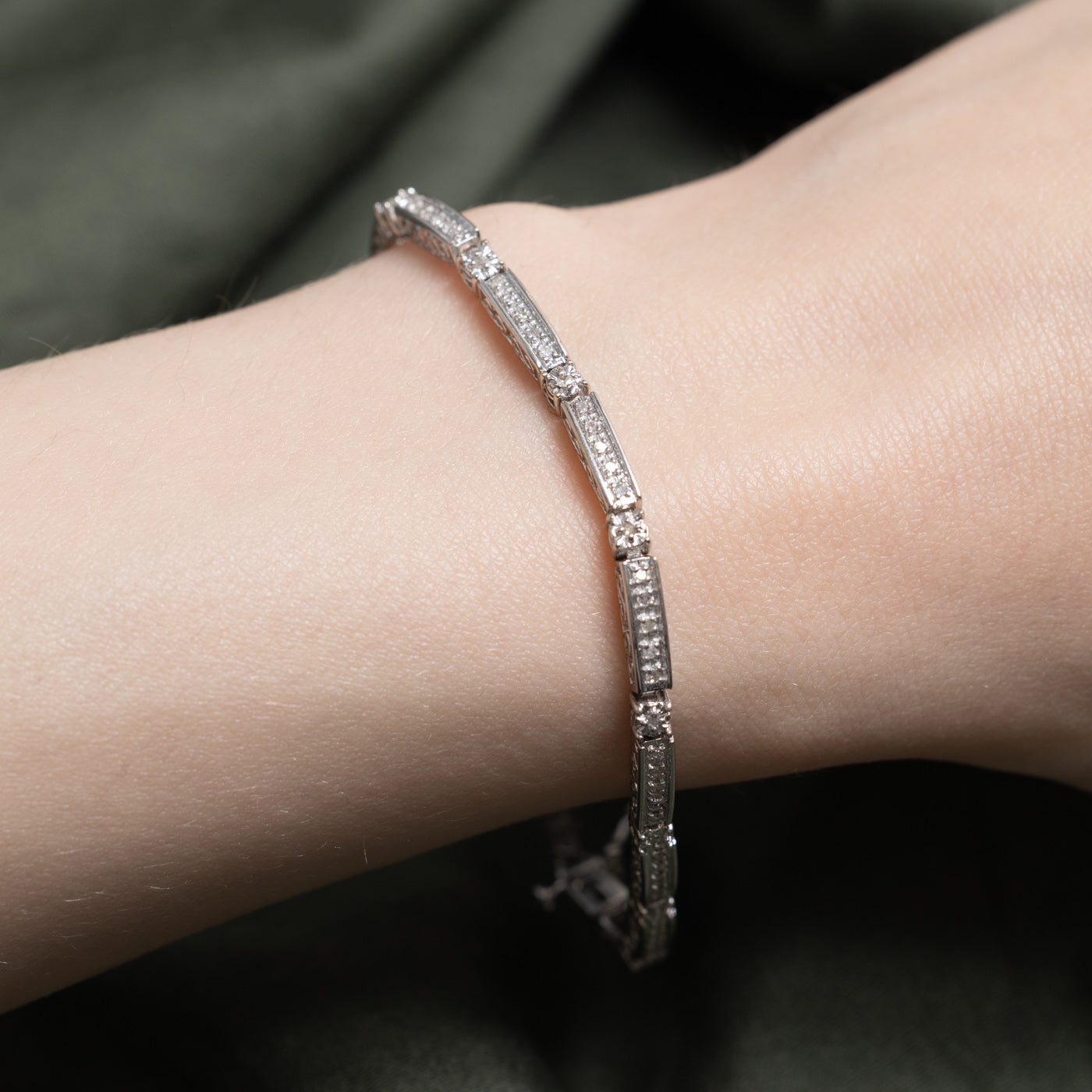 Illusion Set Diamond Tennis Bracelet | 0.39ctw | 7"