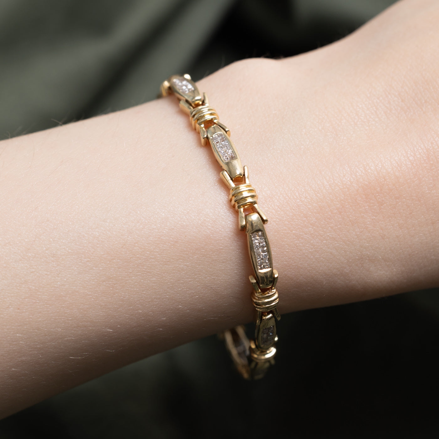 Princess Cut Diamond Grooved Link Tennis Bracelet | 0.75ctw | 6.75"