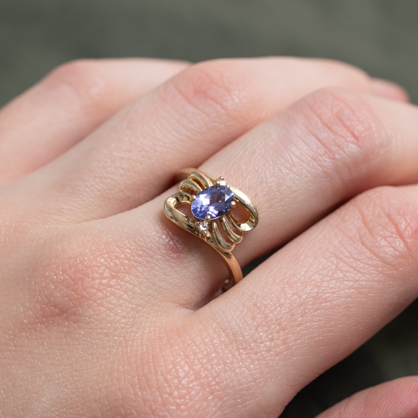 Tanzanite & Diamond Twisted Bypass Ring | 0.67ct, 0.02ctw | SZ 7.75 |