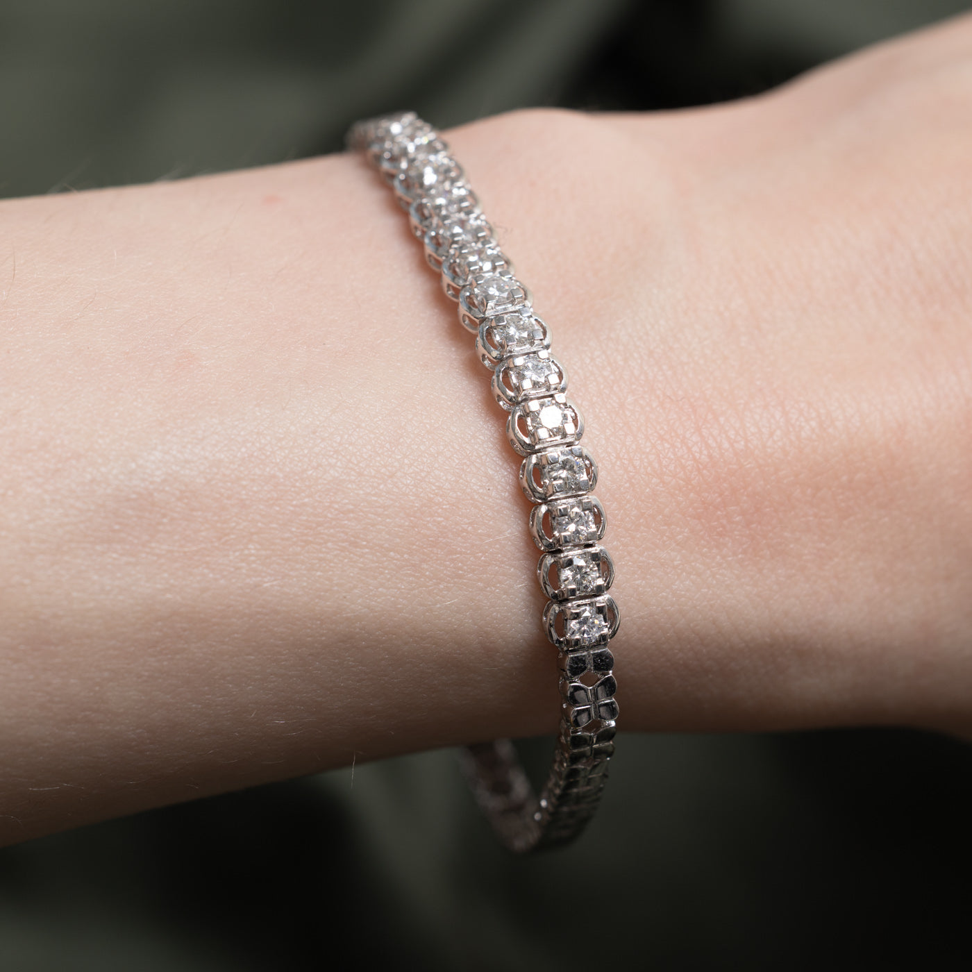 18k White Gold Diamond Butterfly Link Bracelet | 1.05ctw | 6.5"