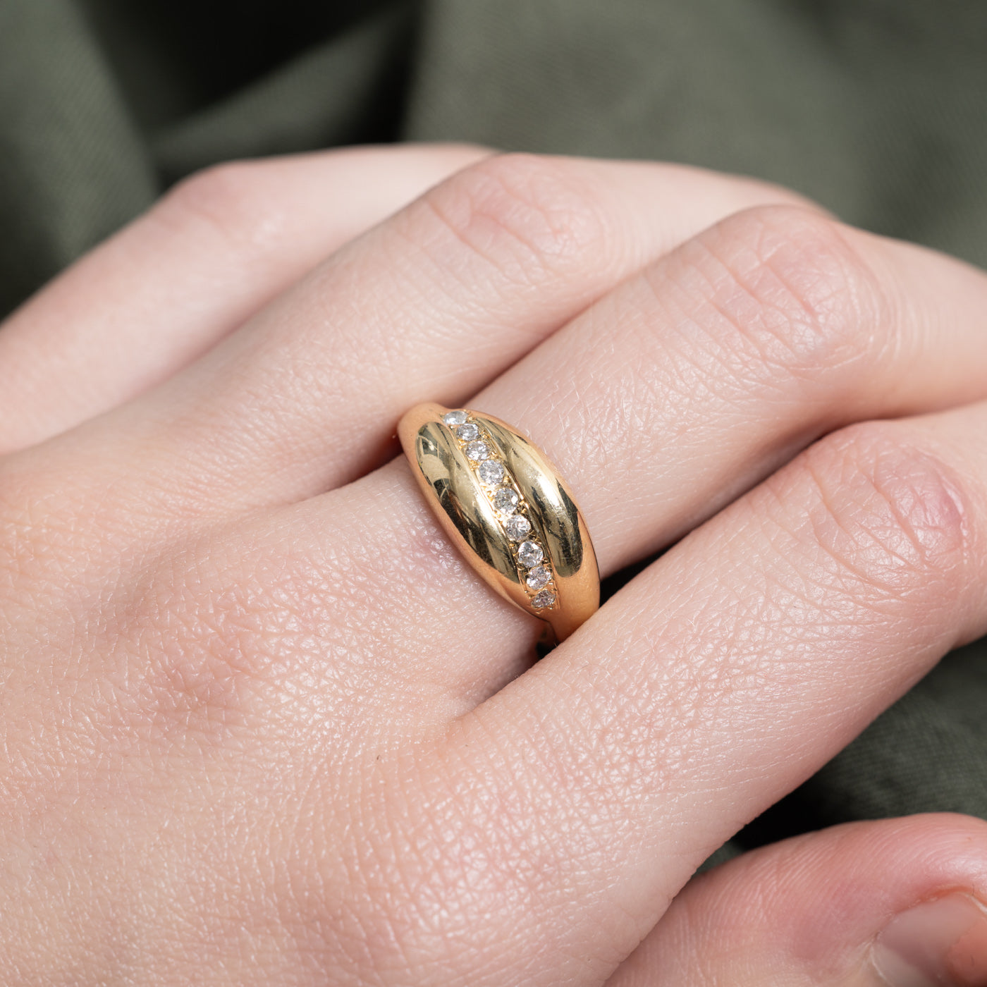 Diagonal Set Diamond Dome Ring | 0.18ctw | SZ 7.5 |