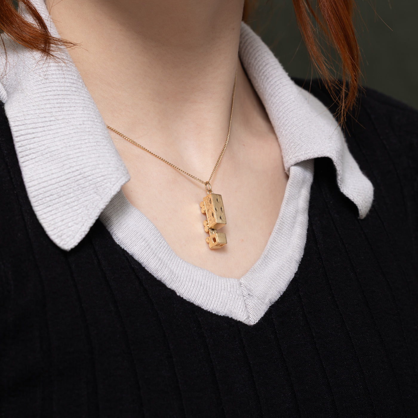 Breloque camion en or jaune 10 carats