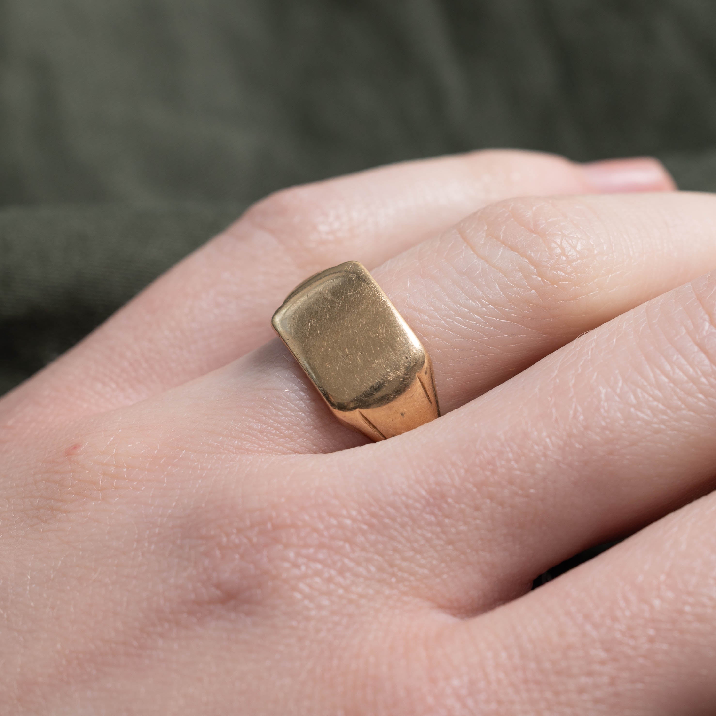 1951 Birmingham UK Grooved Signet Ring | SZ 5.25